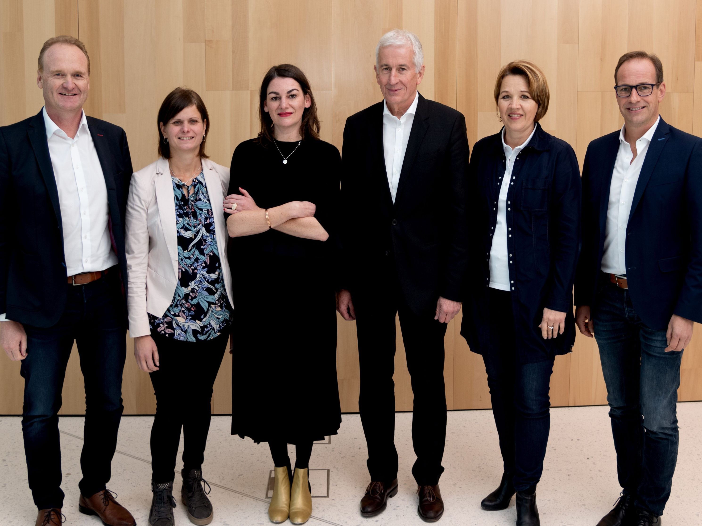 Guido Flatz (Obmann Regio Bregenzerwald und Bgm. Doren), Annette Sohler (Bgm. Lingenau), Bettina Steindl (Kultur Perspektiven 2024), Wilfried Berchtold (Bgm. Feldkirch), Andrea Kaufmann (Bgm. Dornbirn), Dieter Egger (Bgm. Hohenems)