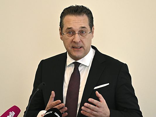 Der Vizekanzler will für einen Papamonat für alle Väter