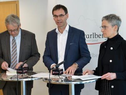 Novellen zum Raumplanungs- und zum Grundverkehrsgesetz treten in Kraft.