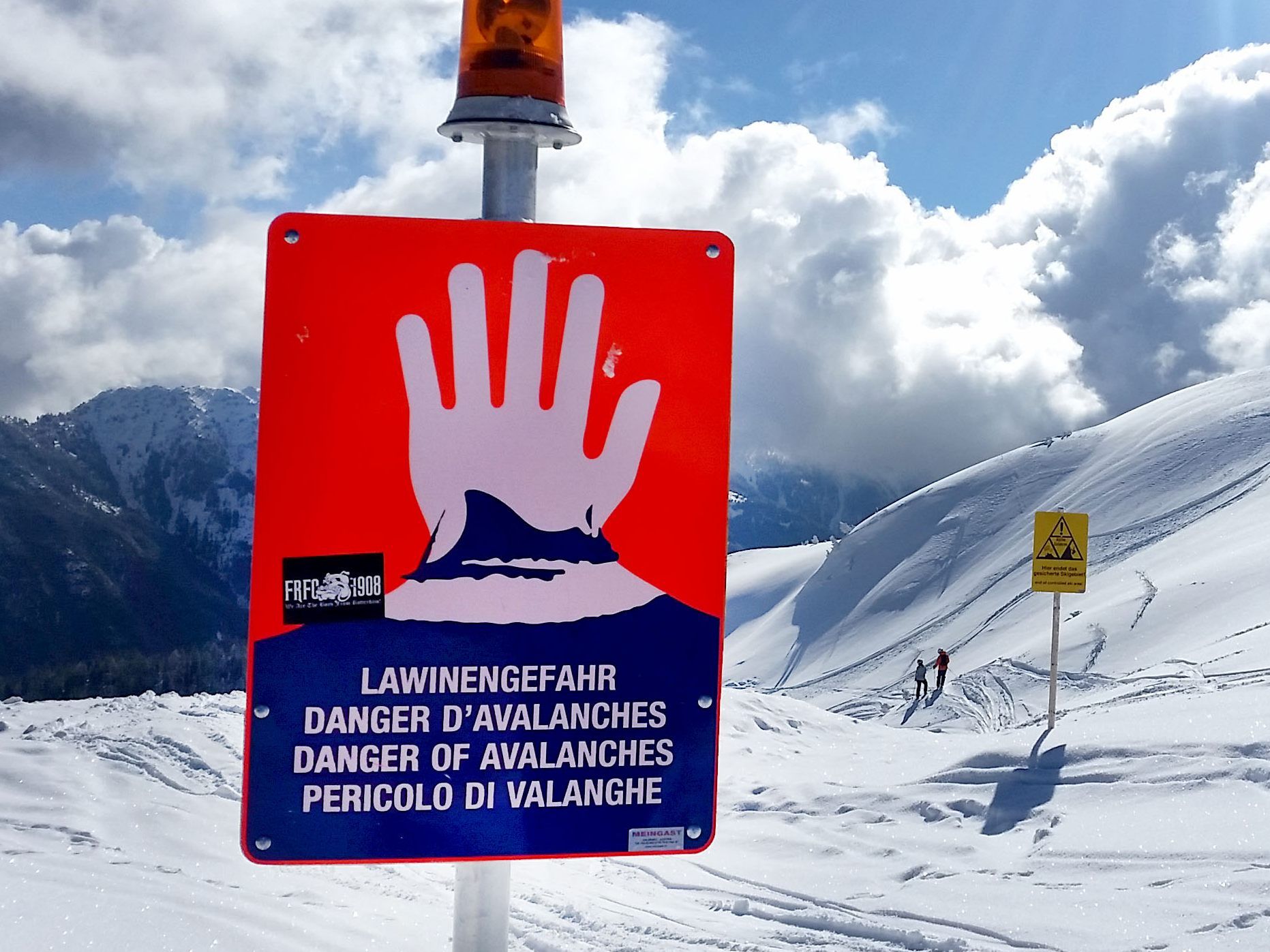 Aktuell herrscht Lawinenwarnstufe 3 in Vorarlberg.