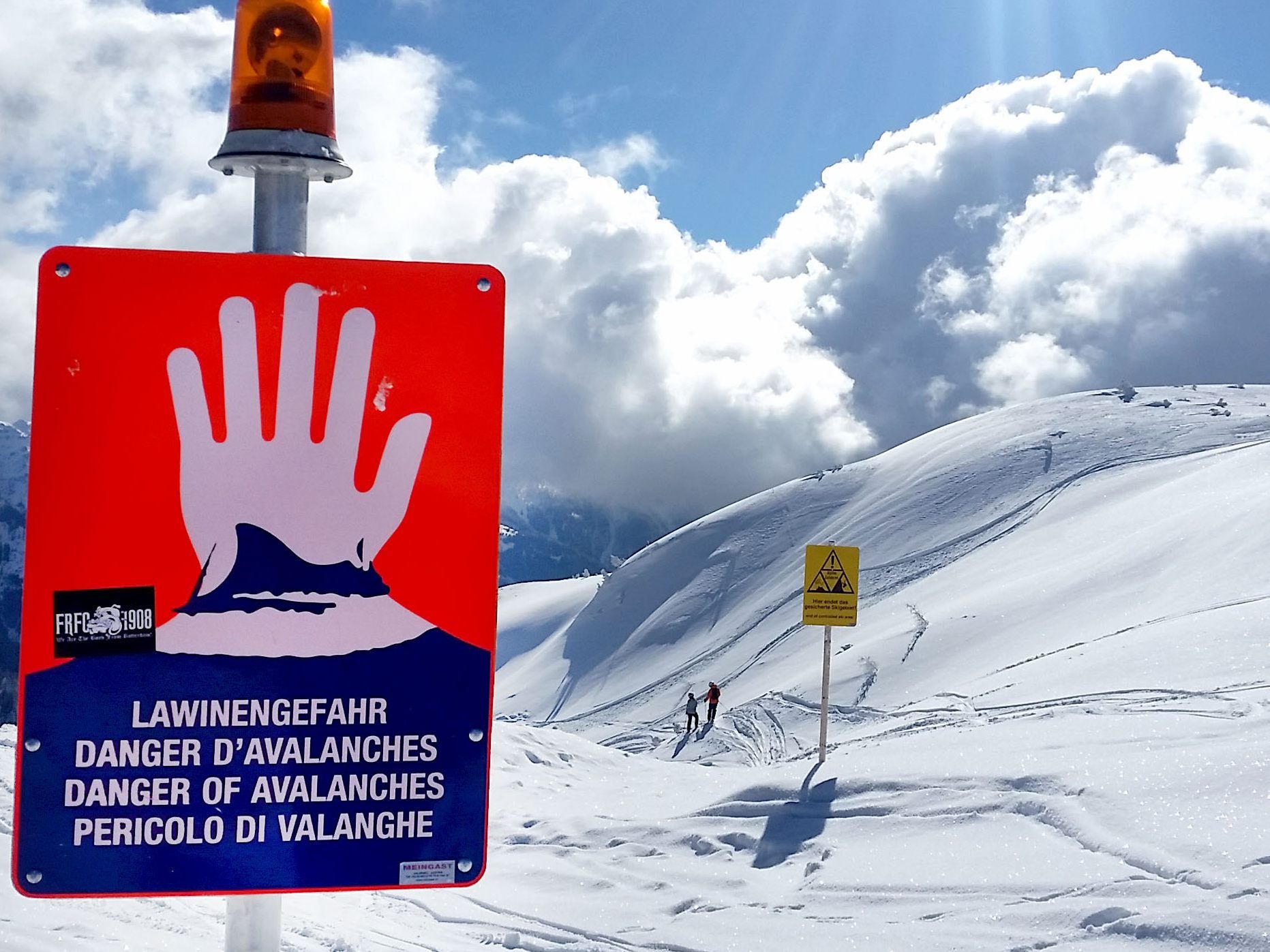 Aktuell herrscht Lawinenwarnstufe 3 in Vorarlberg.