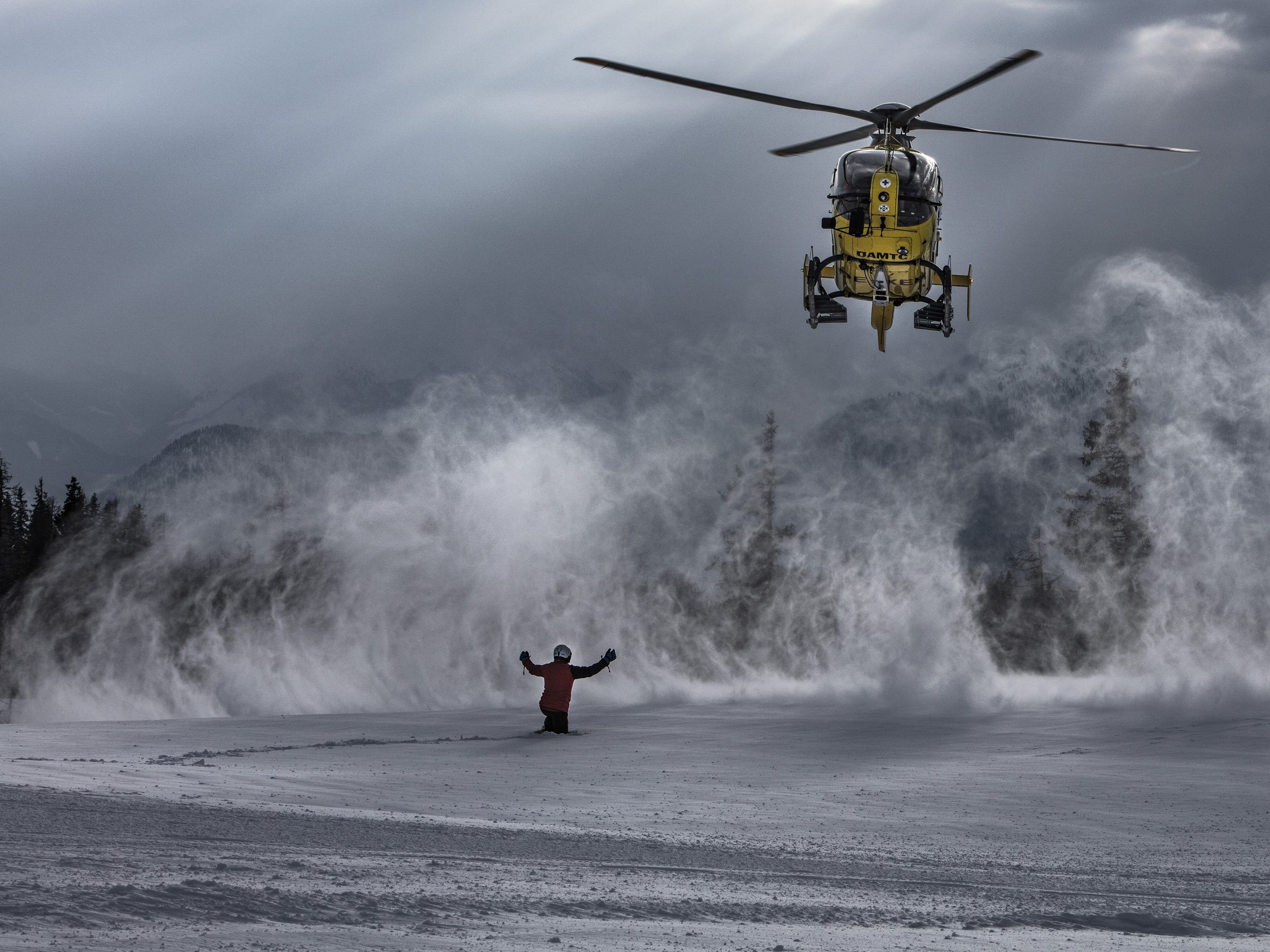 Die gelben Hubschrauber des ÖAMTC waren in den Semesterferien 1.735 Einsätze.
