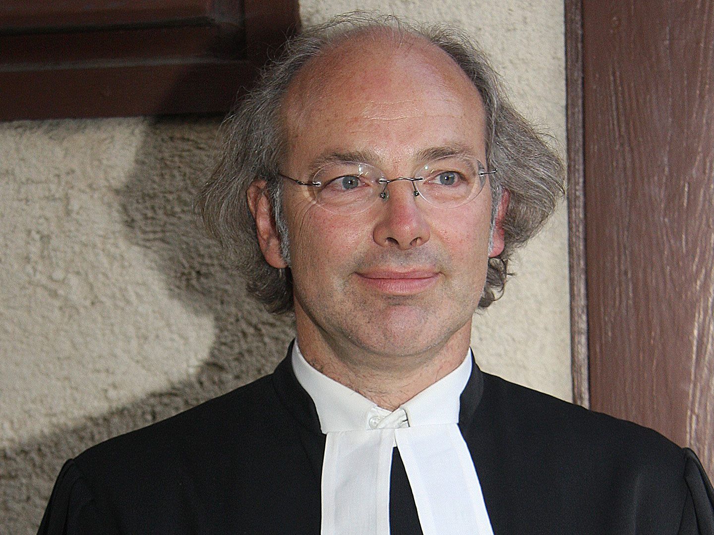 Der evangelische Pfarrer Michael Meyer ruft zur Unterstützung der Online-Petition auf.
