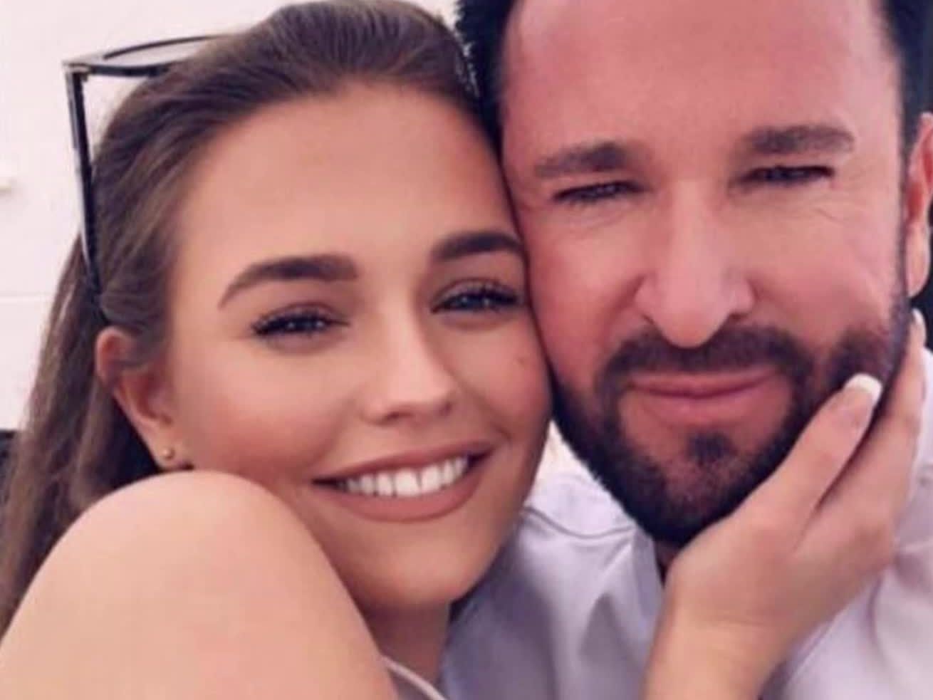 Der Wendler hat eine neue Freundin, die erst 18 Jahre alt ist.