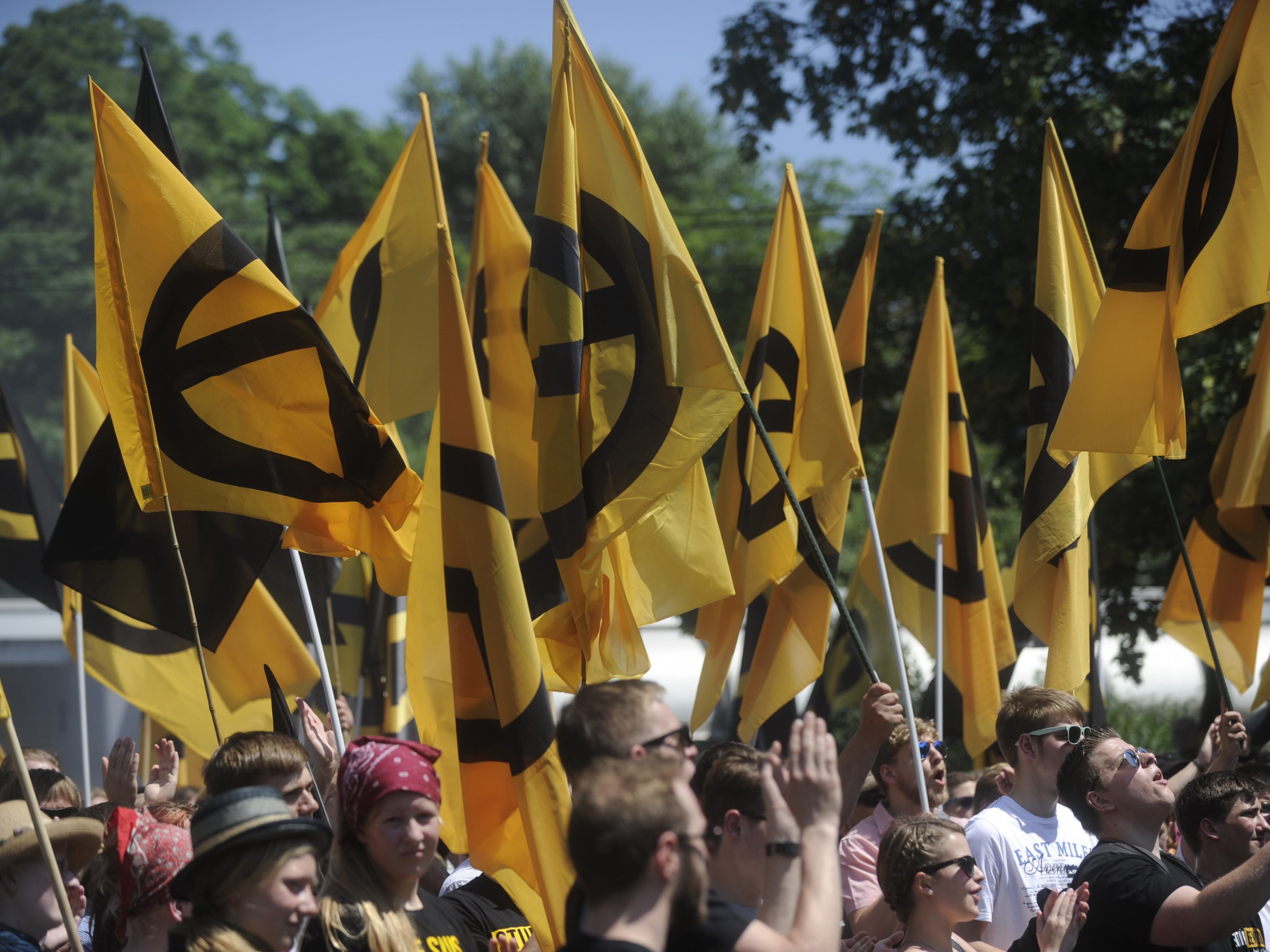 Eine Verbindung des neuseeländischen Attentäters mit den Identitären wurde bestätigt.