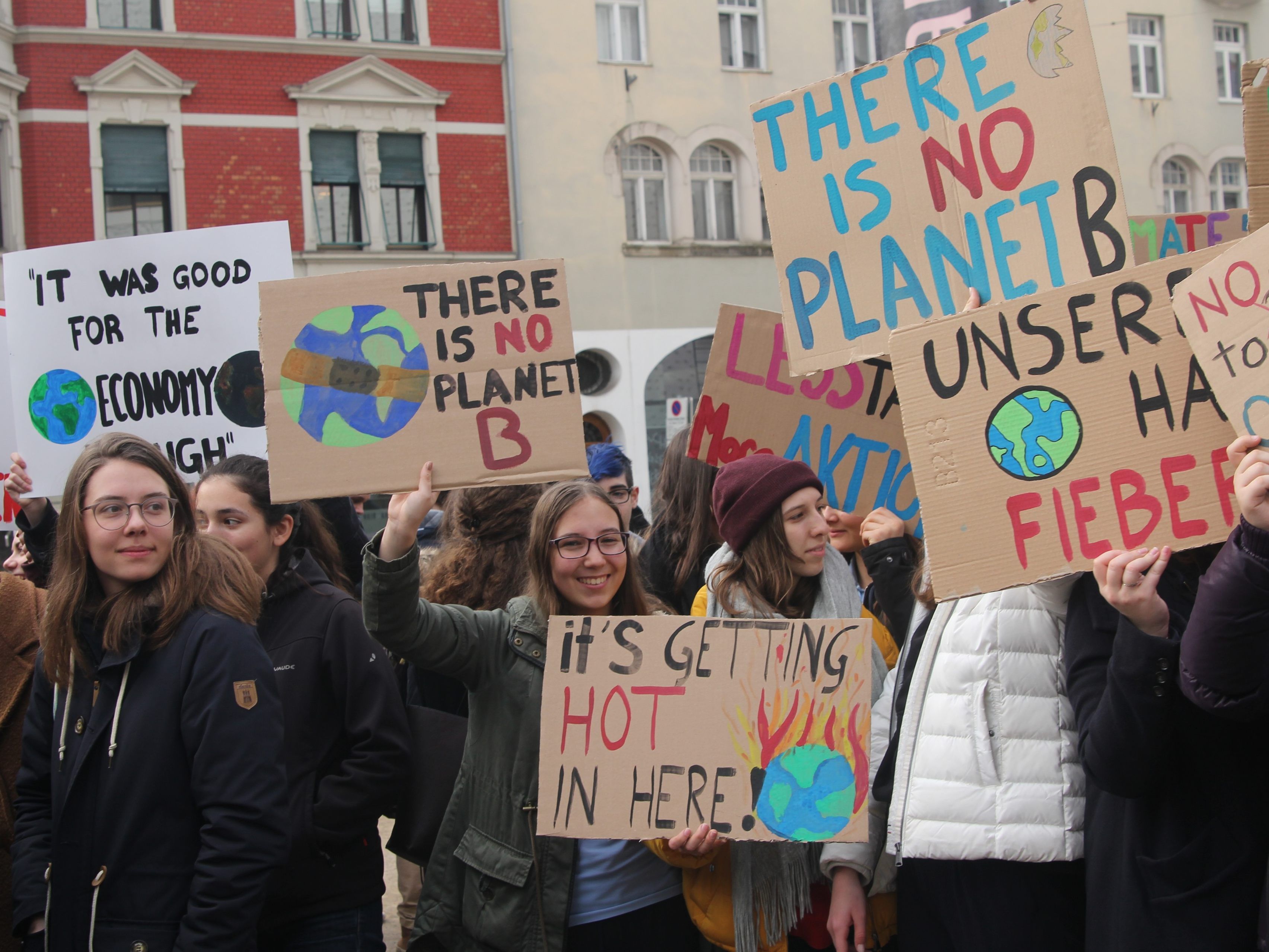 Vorarlberger Direktoren unterstützen ihre Schülerinnen und Schüler, die für mehr Klimaschutz demonstrieren wollen.