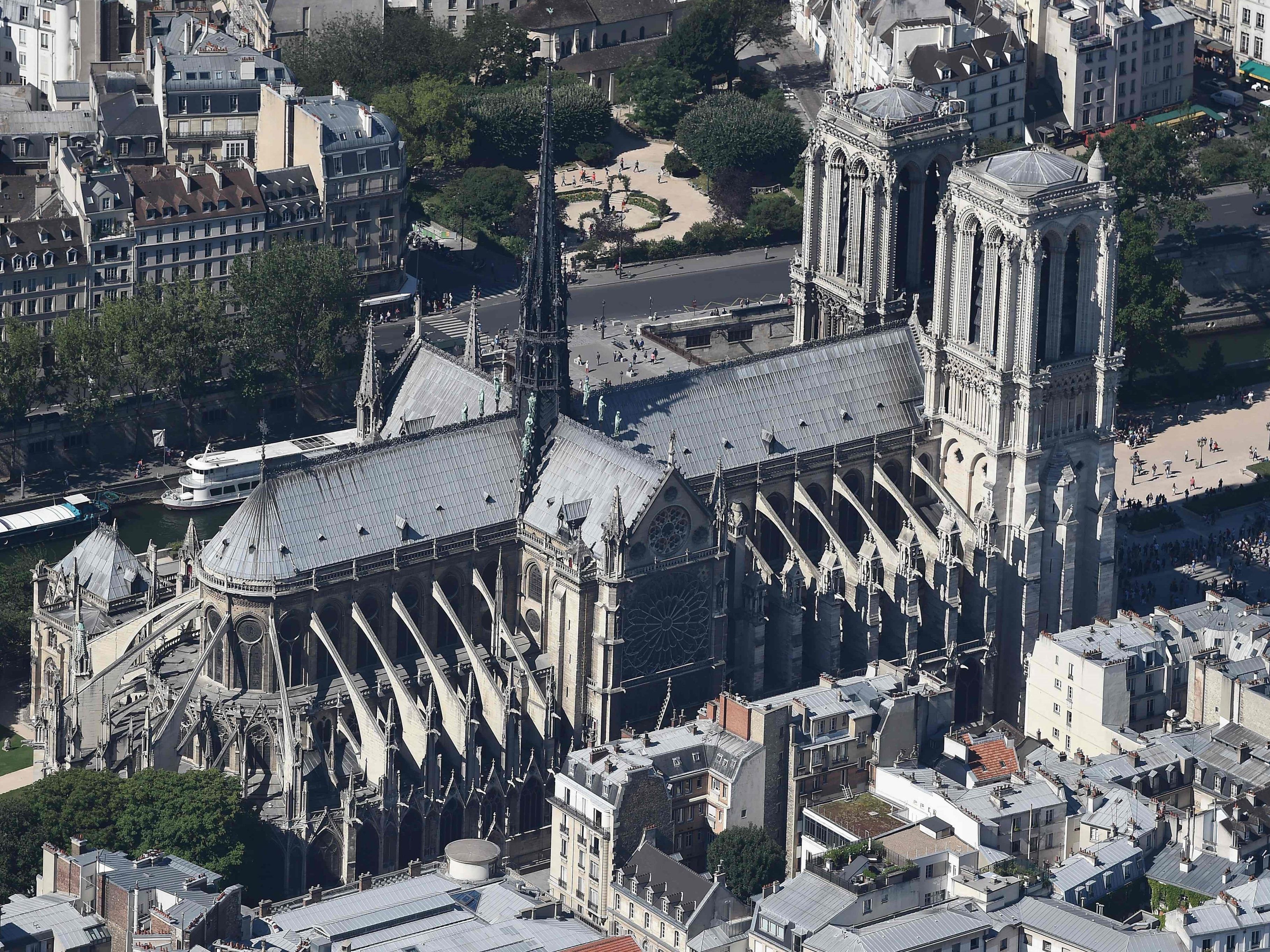 Notre Dame galt schon länger als renovierungsbedürftig.