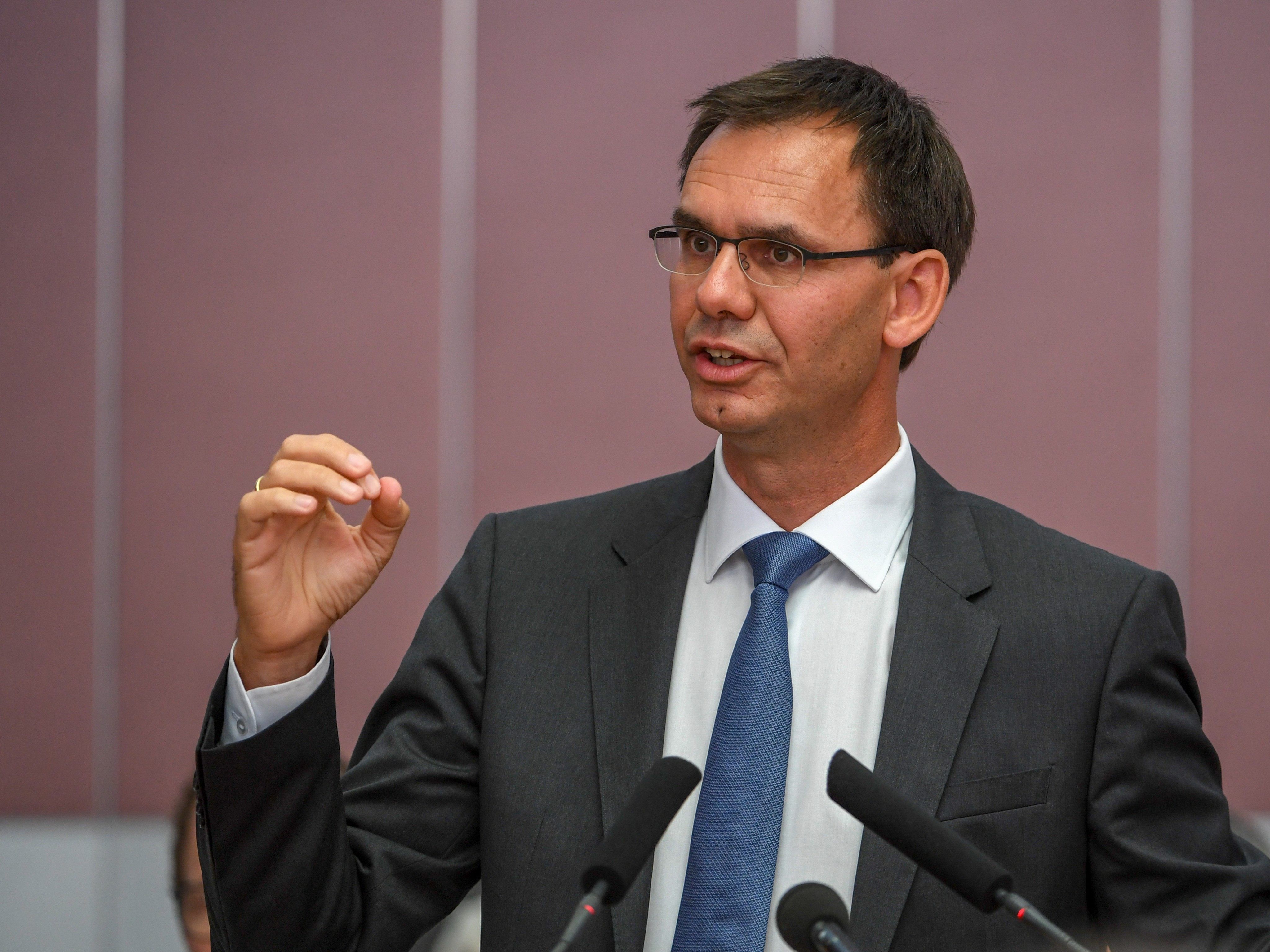 Landeshauptmann Markus Wallner sieht die Steuerreform positiv.