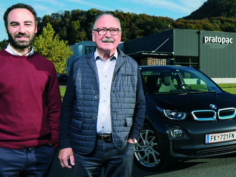 Alexander und Werner Abbrederis, Fa. Pratopac, müssen bei der Erweiterung mit Gegenwind rechnen.
