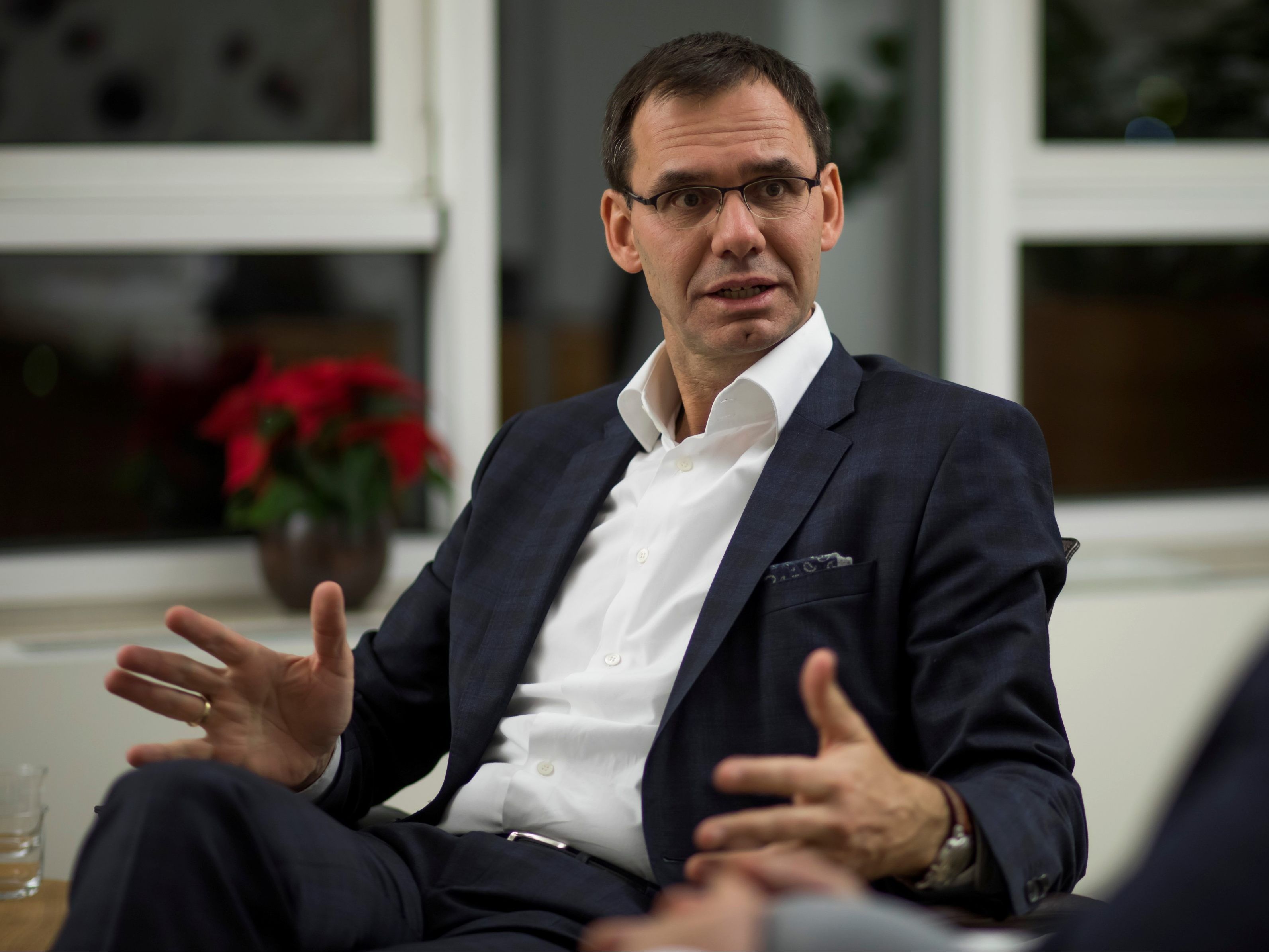 Wallner warnt vor teuren Wahlzuckerln.