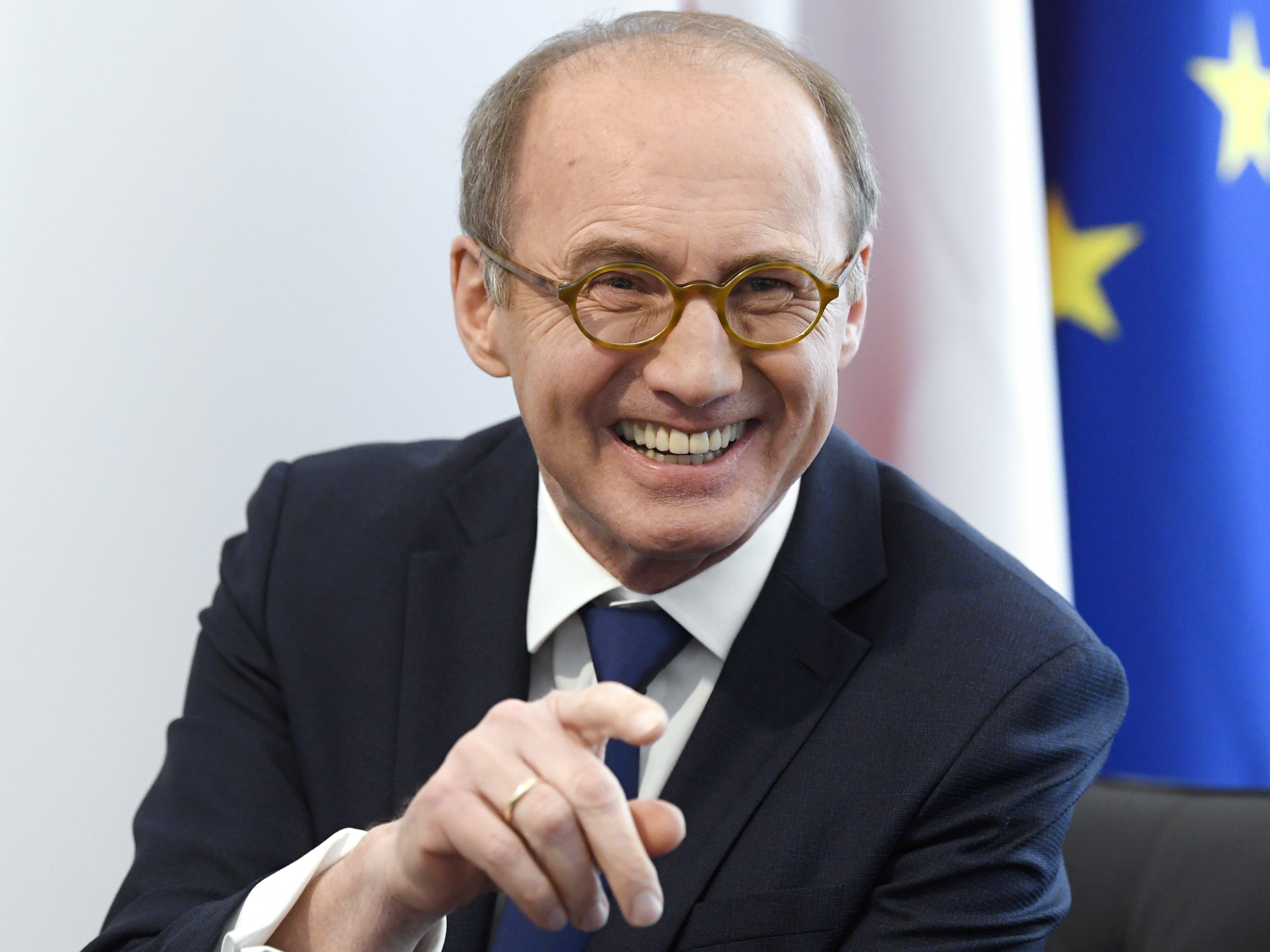 Die ÖVP mit Spitzenkandidat Othmar Karas legt in ihrem Wahlprogramm den Fokus auf Bürgernähe und Handlungsfähigkeit