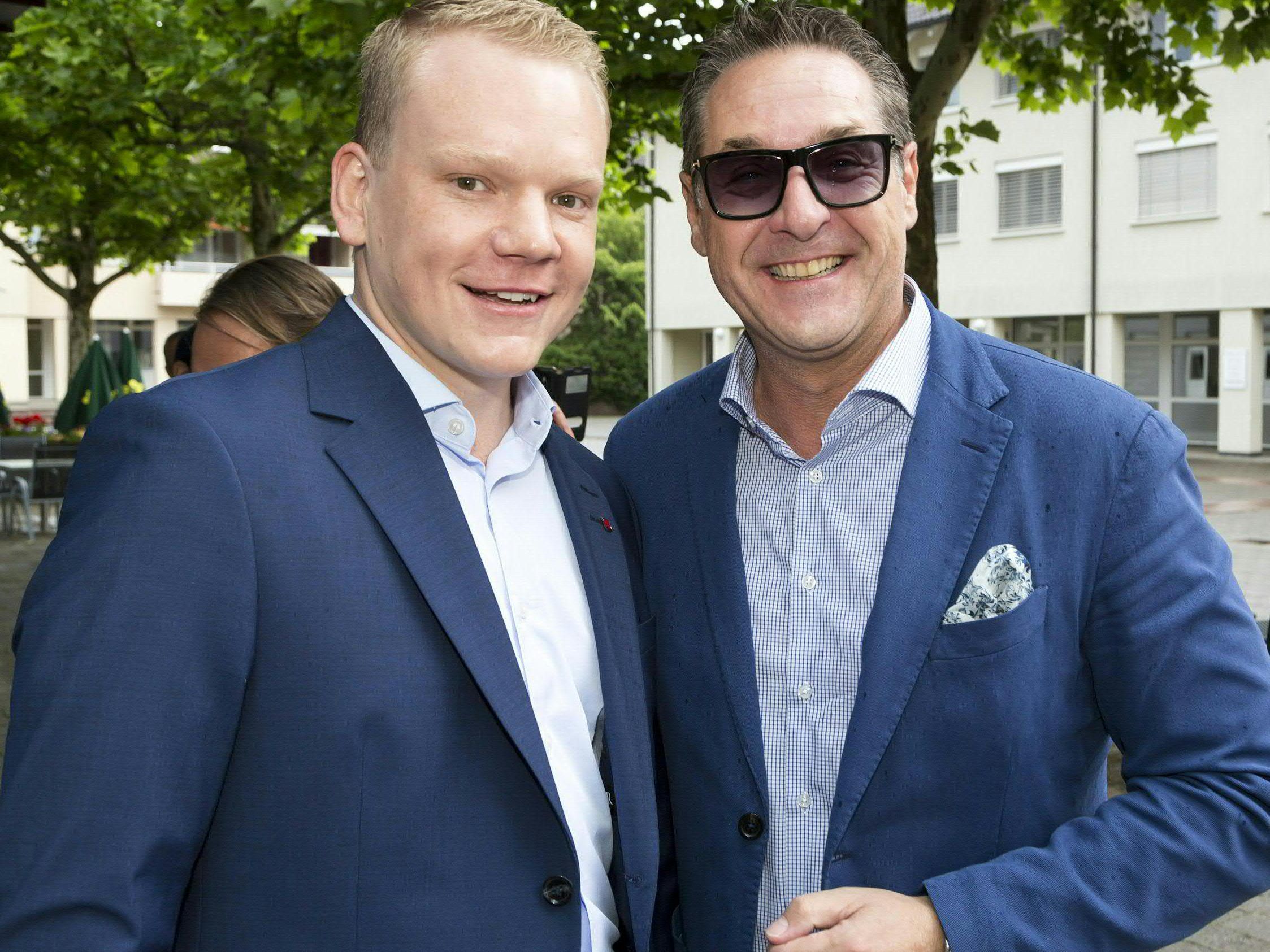Das waren noch andere Zeiten: Christof Bitschi und HC Strache am 08. Juni 2018.