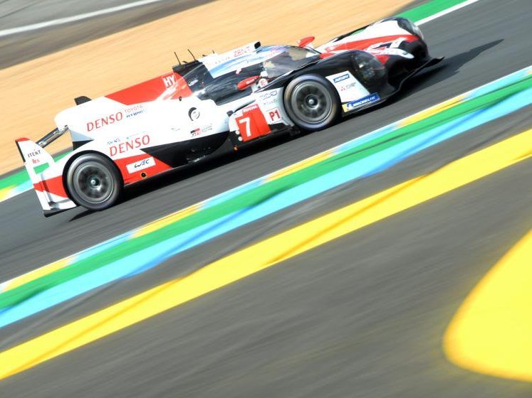 Das 24-Stunden-Rennen von Le Mans ist ein Langstreckenrennen für Sportwagen