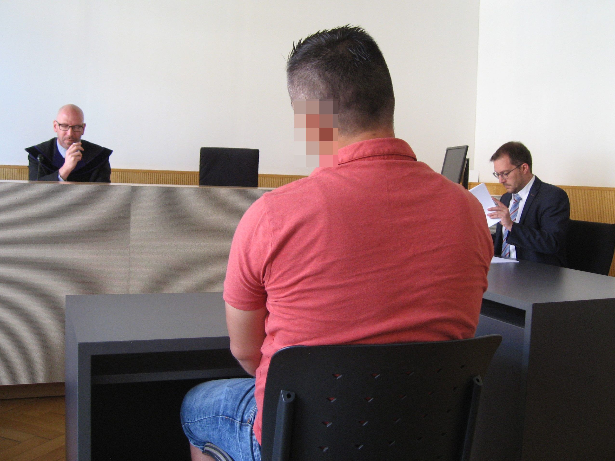 Der 36-Jährige spielt gerne in Wettlokalen. Zuletzt in Höchst.