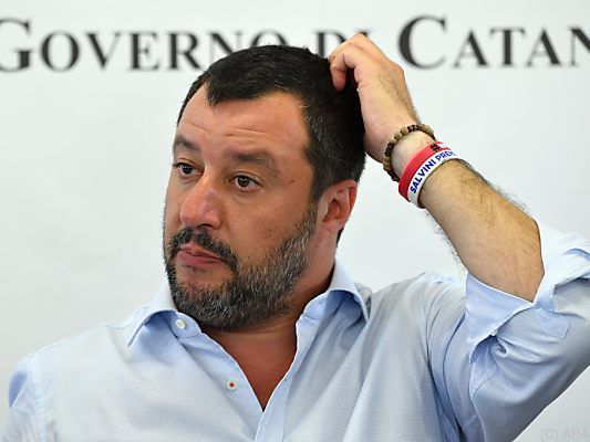 Salvini gerät unter  Druck