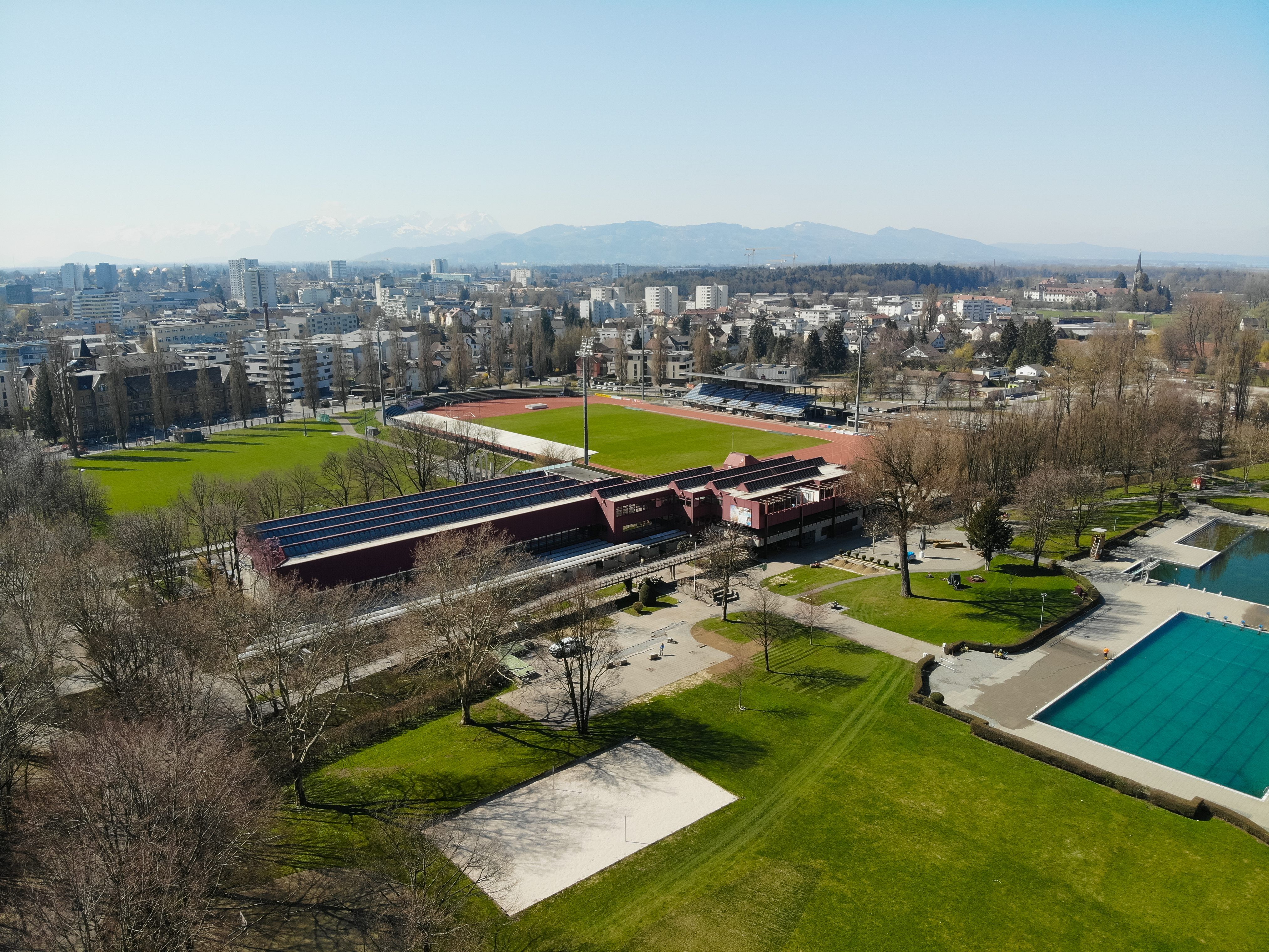 Ein Architekturwettbewerb soll entscheiden, wer das Hallenbad neu gestalten darf.