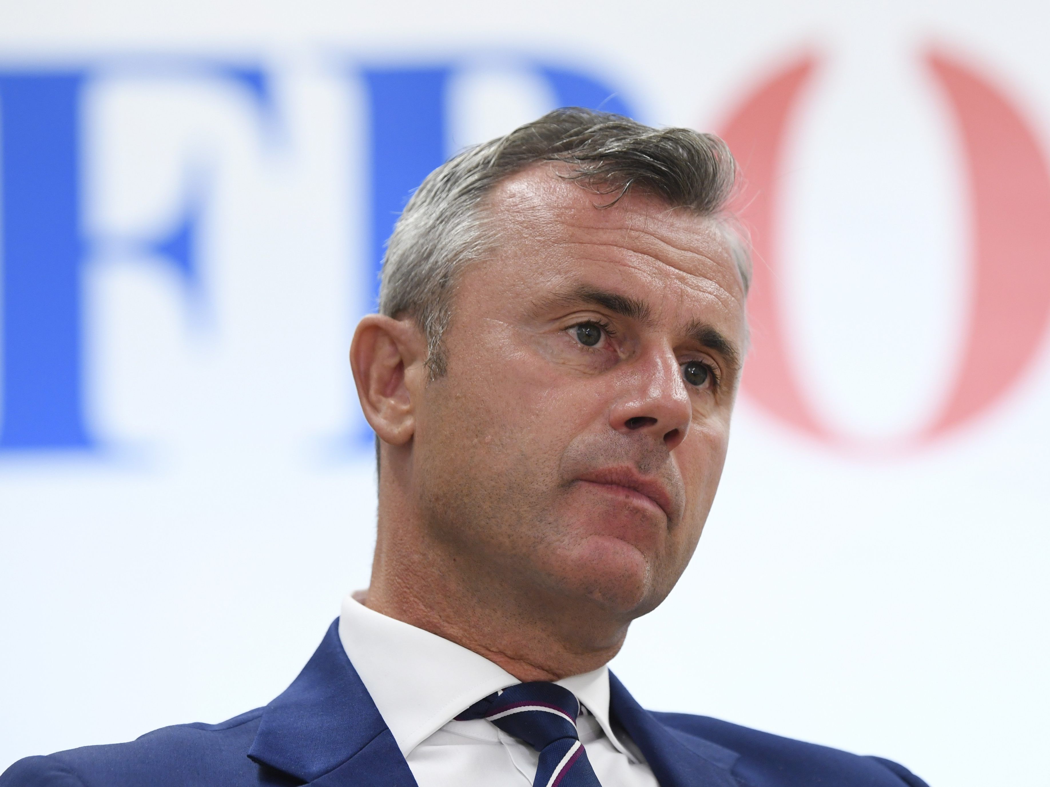Nationalratswahl 2019: Der SPÖ-Spitzenkandidat Norbert Hofer im Porträt.