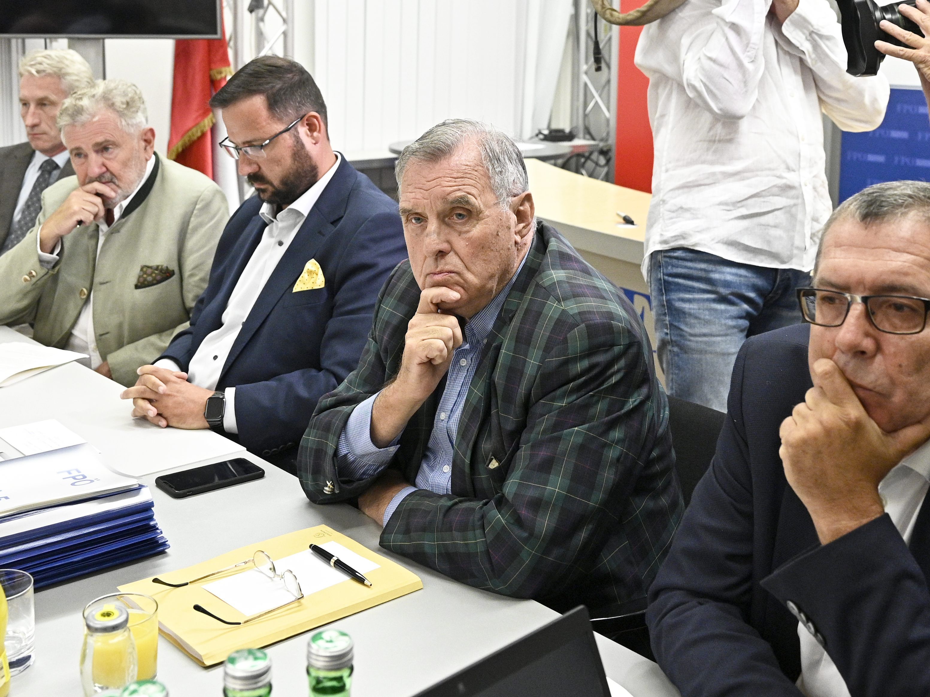 Kommissionsleiter Brauneder: "FPÖ eine Partei wie nahezu jede andere".