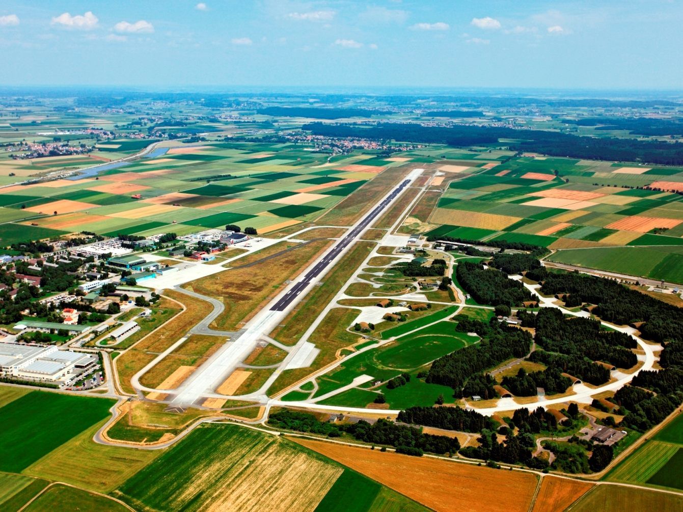 Der Flughafen wird umgebaut.