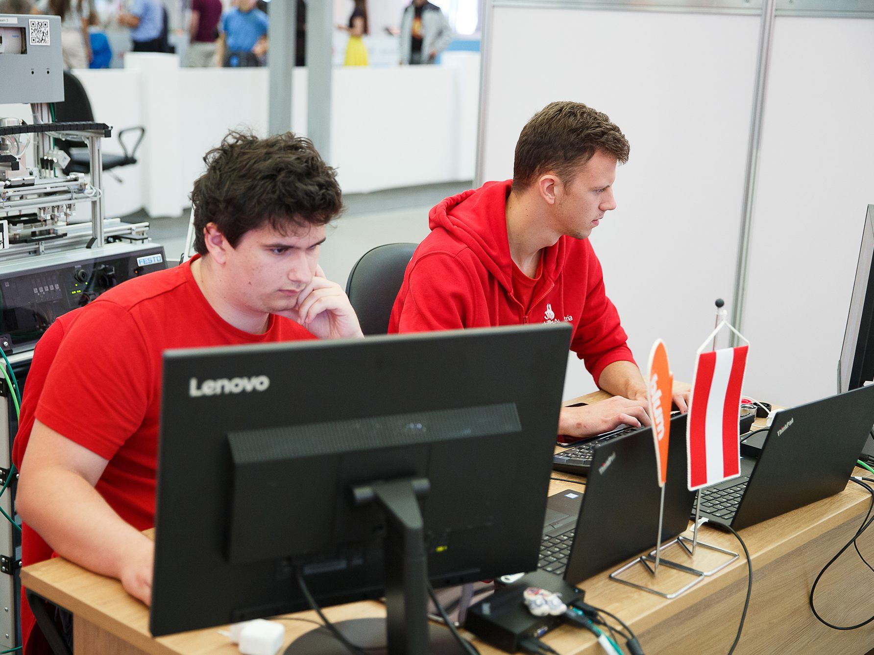 Lukas Wolf und Manuel Franz bei den WorldSkills in Kazan..