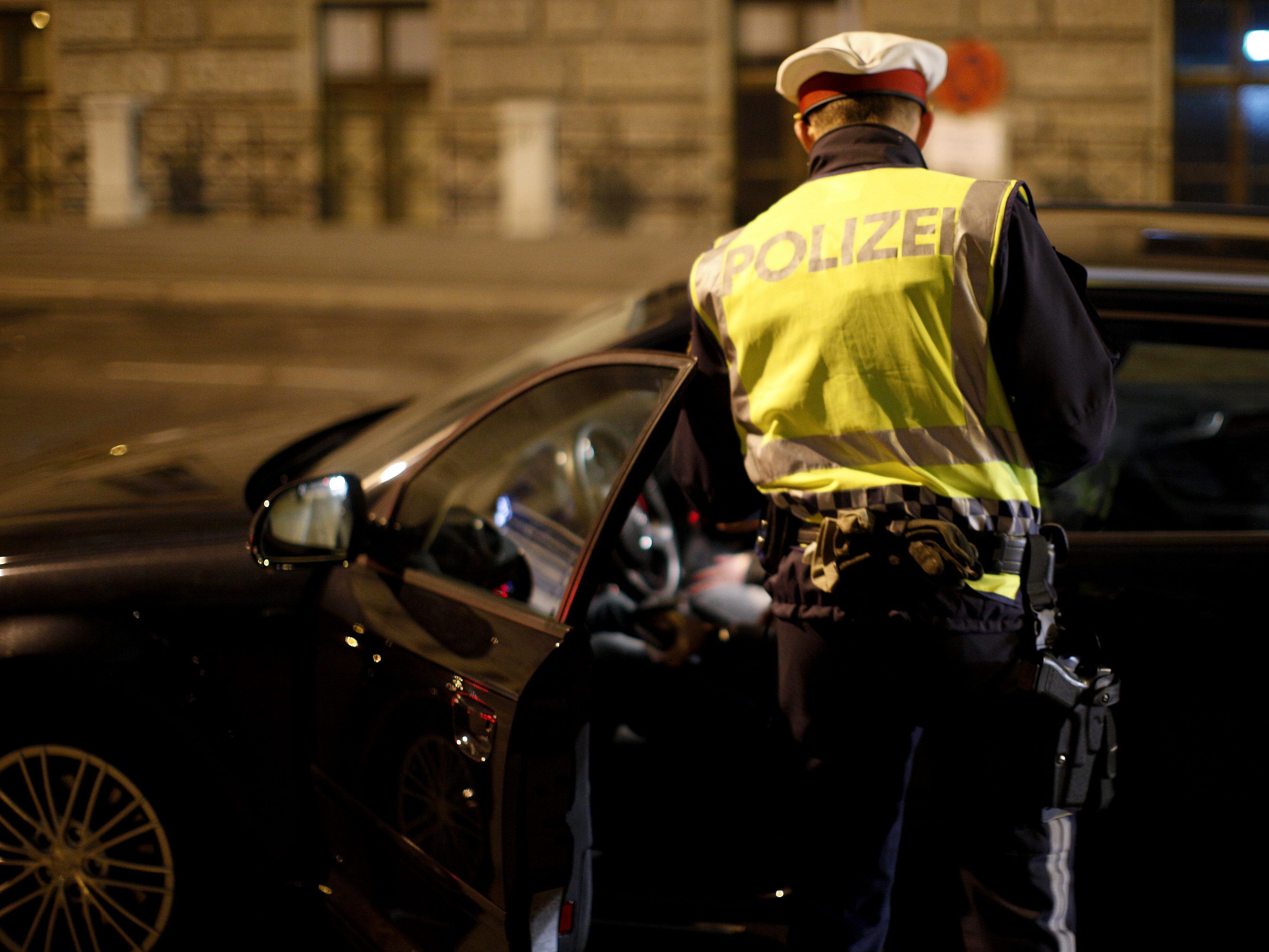10 Führerscheine wurden bei einer Schwerpunktkontrolle abgenommen.