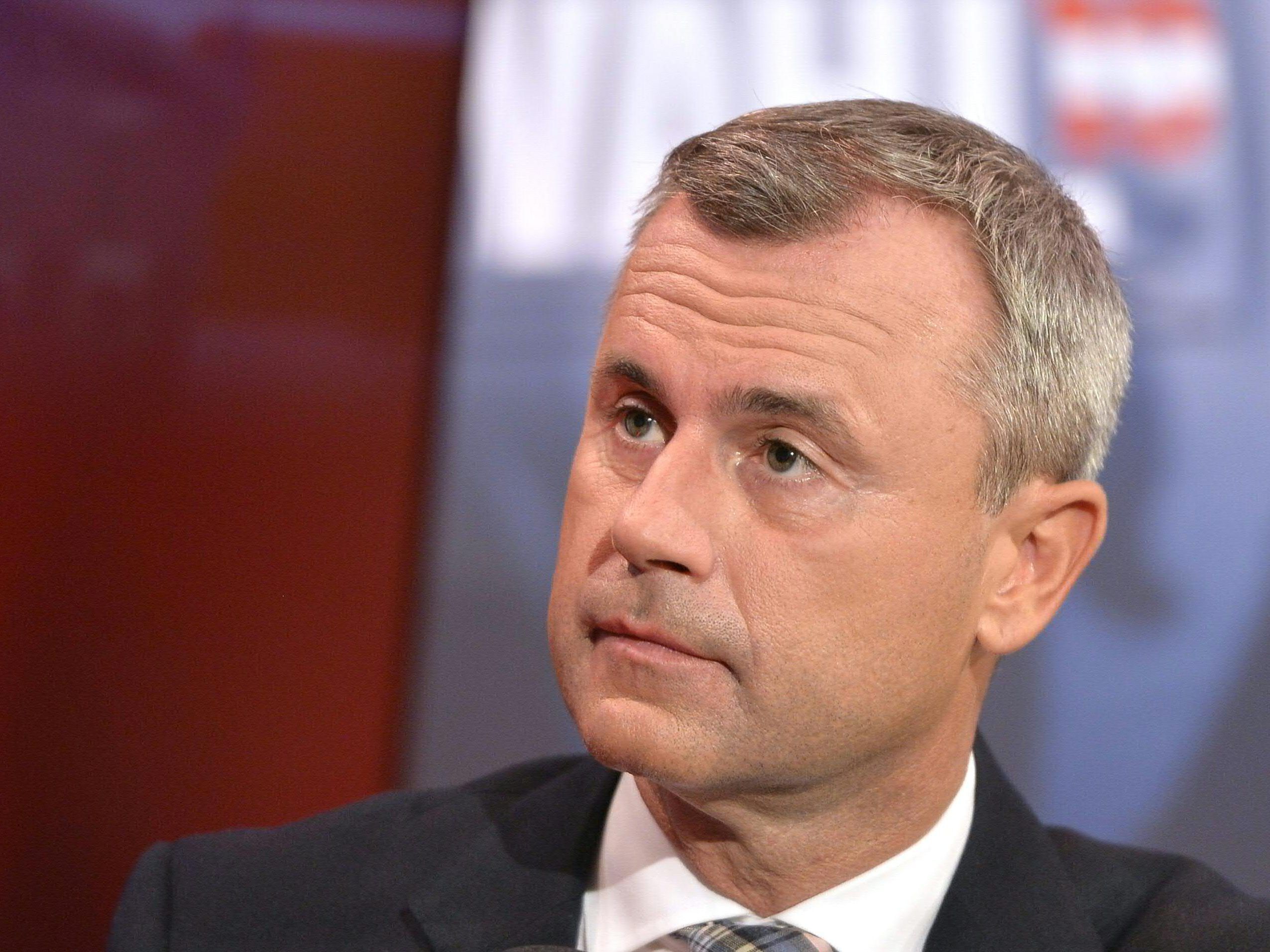 Angeblich gibt es schon Pläne für Norbert Hofer.