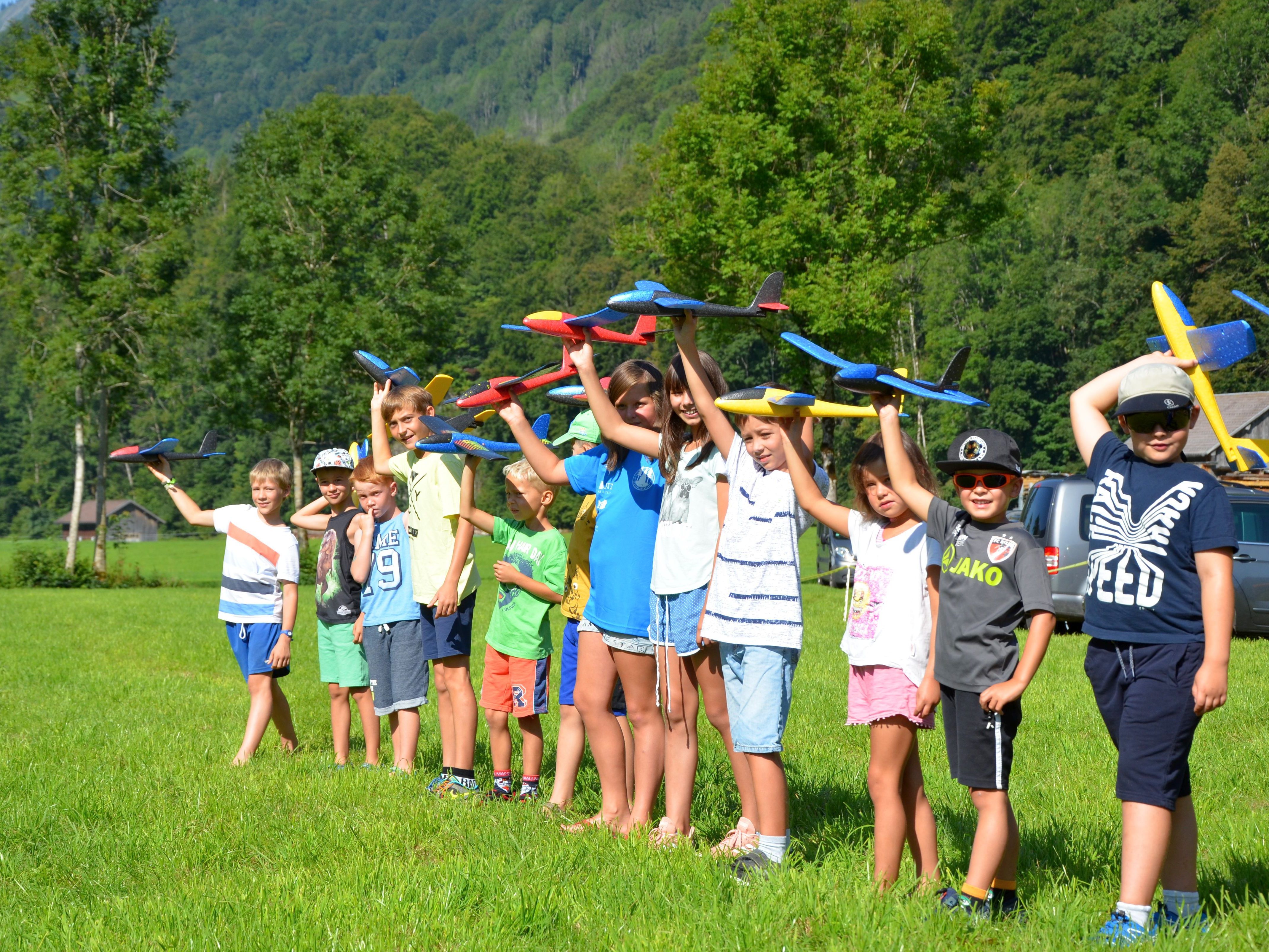 Auf die Plätze fertig los - beim Flugwettbewerb