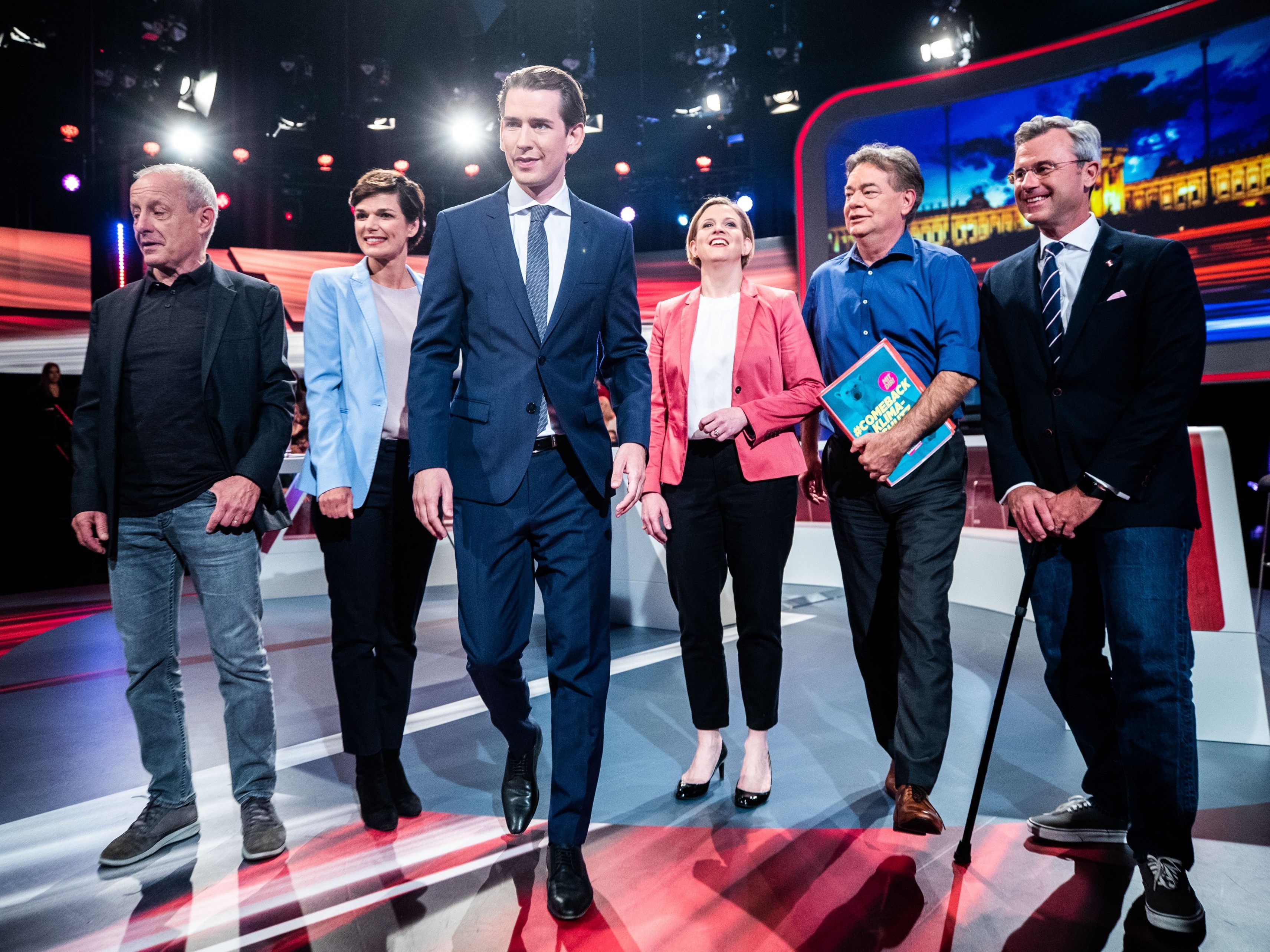 Sebastian Kurz hat laut erster Hochrechnung mehrere Optionen auf eine Koalition.