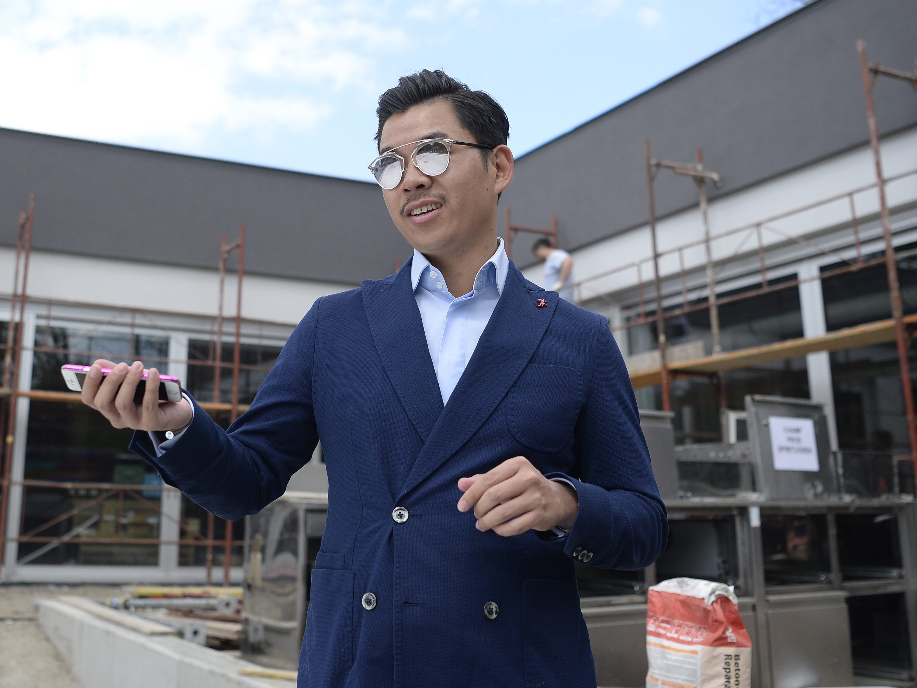 Die Online-Plattform hatte über das Verhältnis des Szene-Gastronomen zu Sebastian Kurz berichtet.