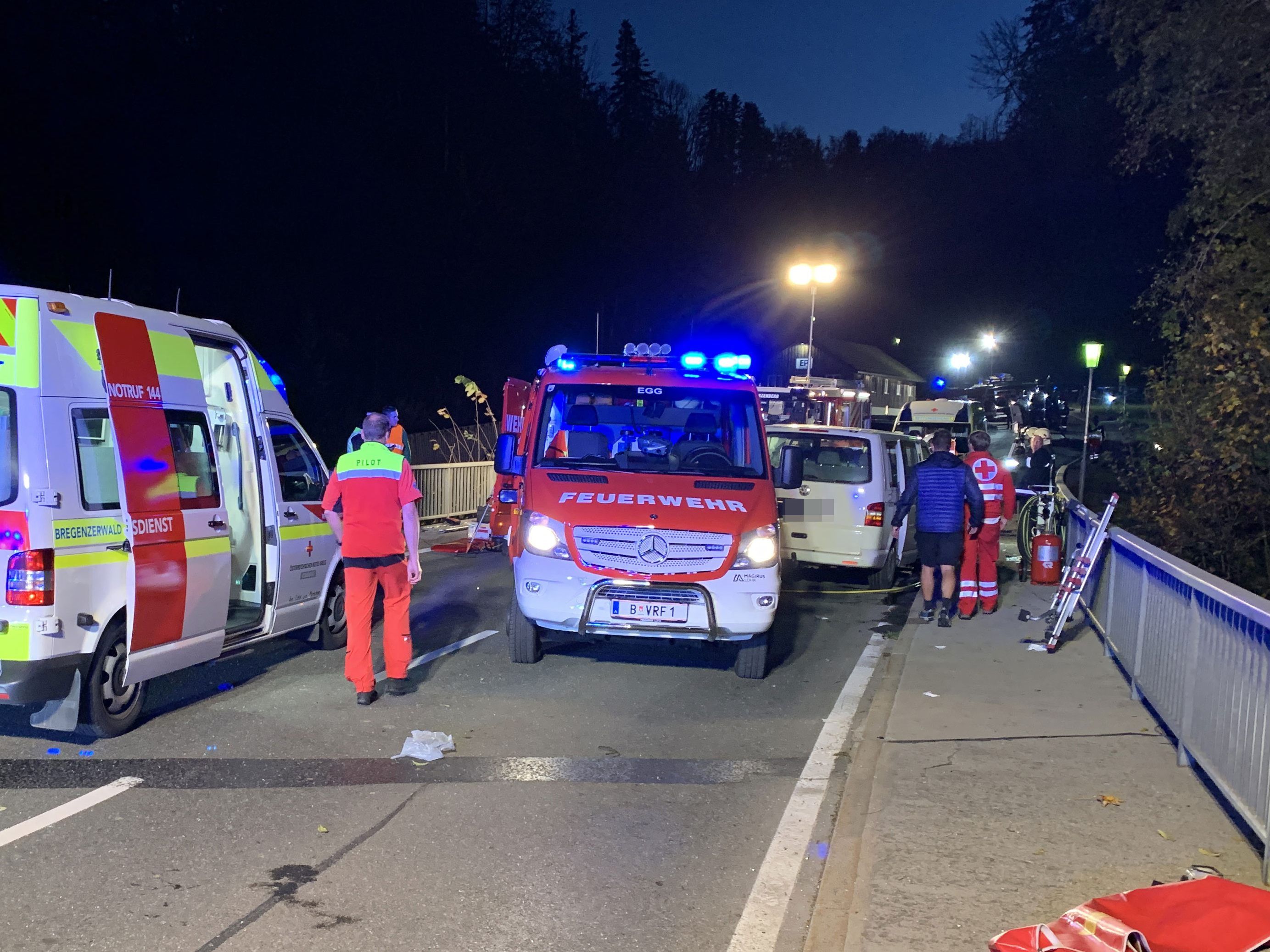 Vollsperrung nach schwerem Unfall mit zwei Toten in Schwarzenberg..