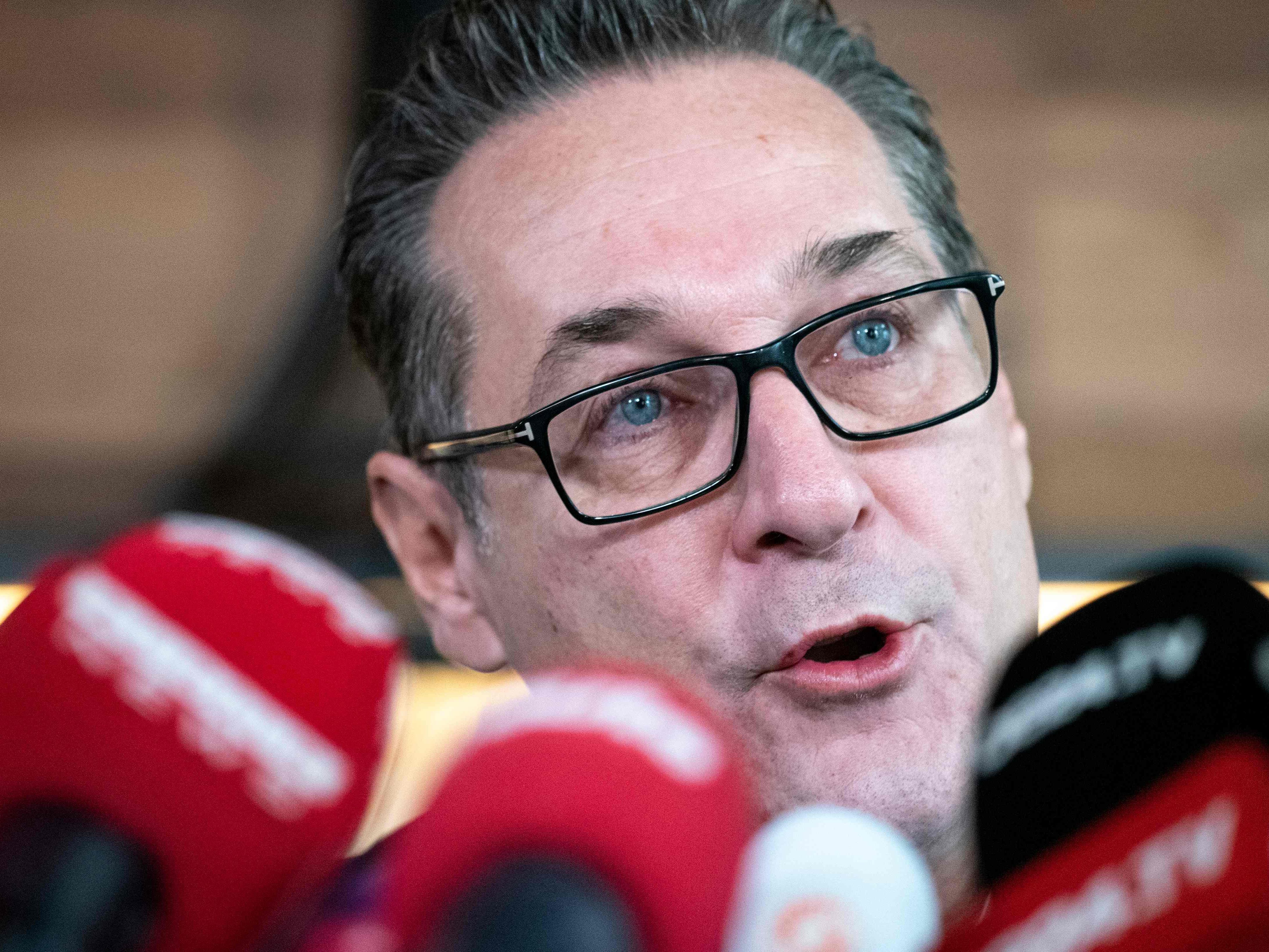 HC Strache will um seine Facebookseite kämpfen.