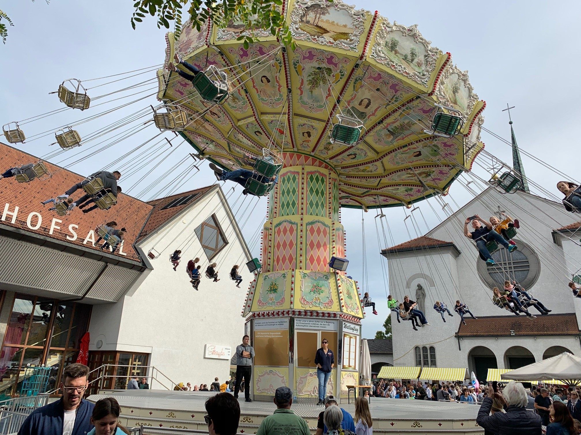 Das Riesenkarussell darf auf keiner Kilbi fehlen.