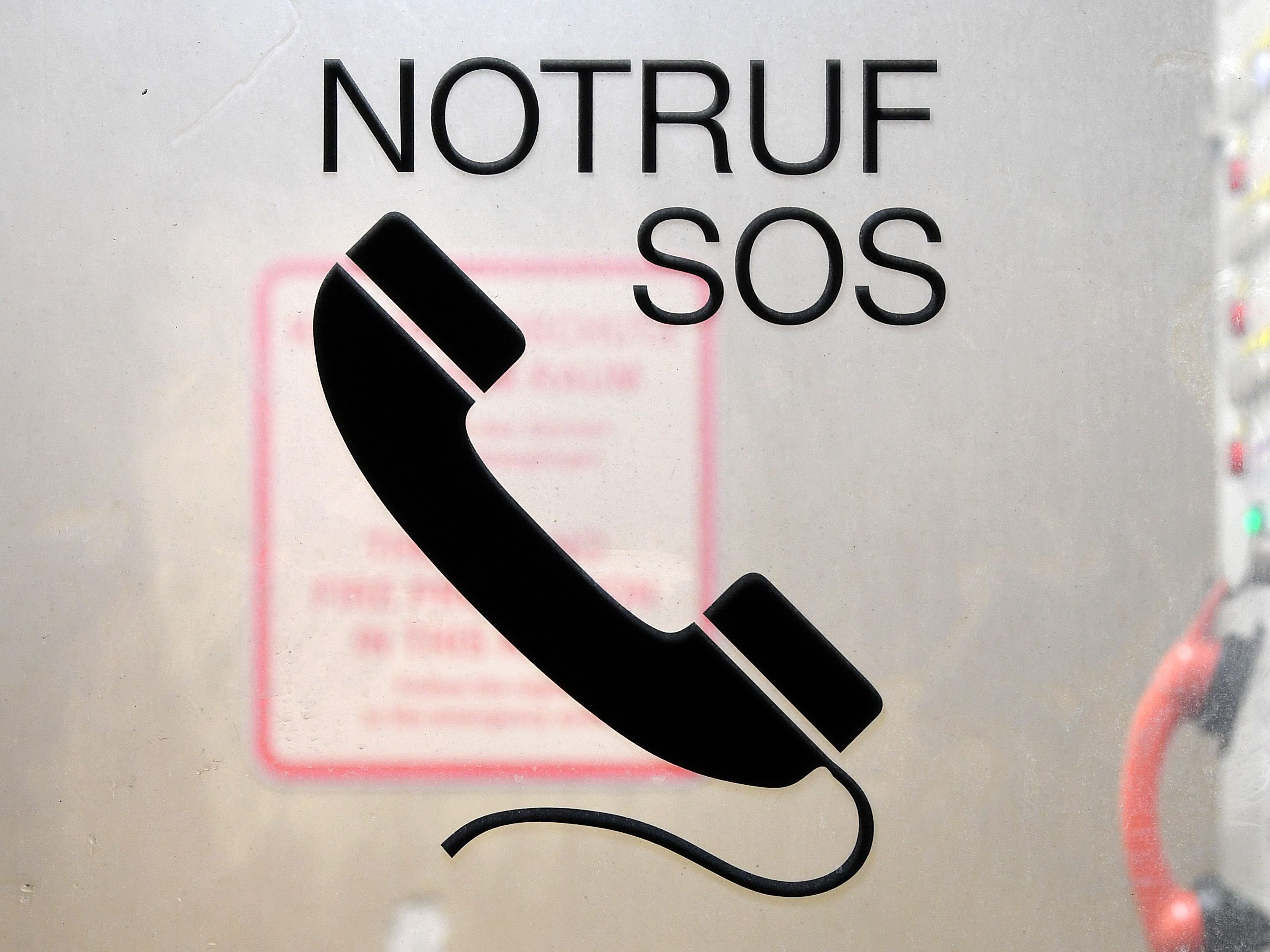 Auch Notrufe sind von der Störung betroffen.