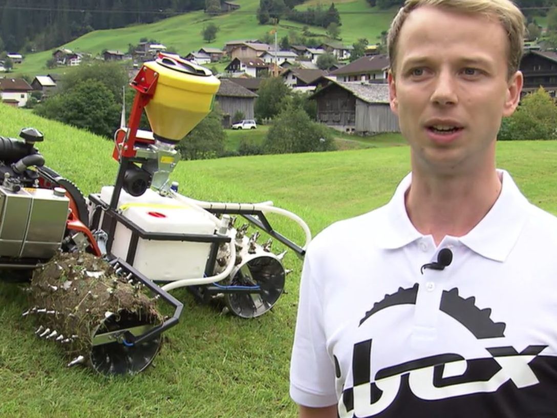 Thomas Schallner erklärt, wie die Maschine funktioniert.