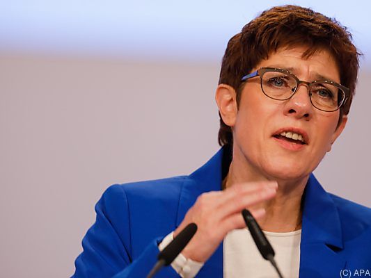 Kramp-Karrenbauer beim Bundesparteitag der CDU