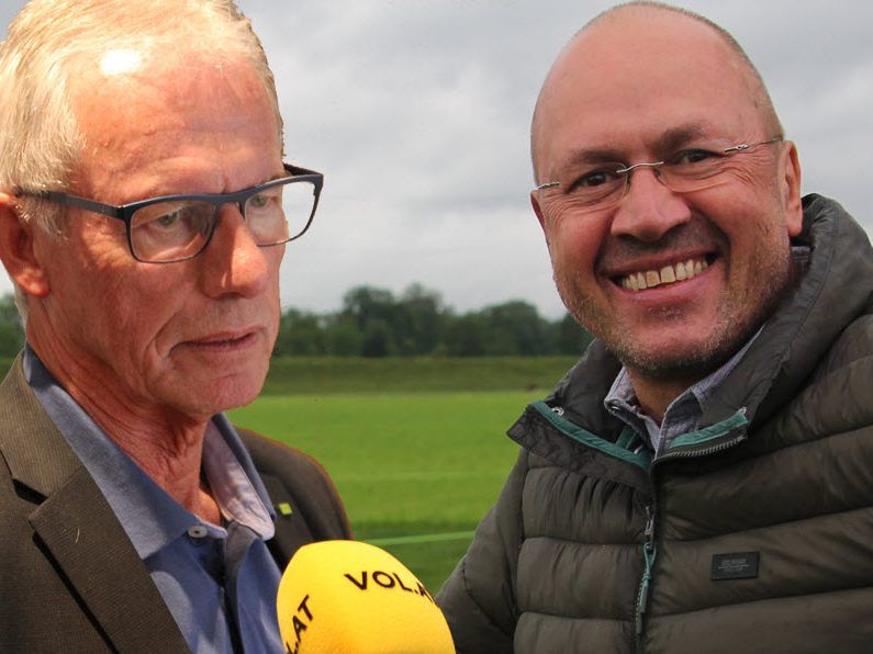 Bürgermeister Brändl (li), Bernie Weber (re)