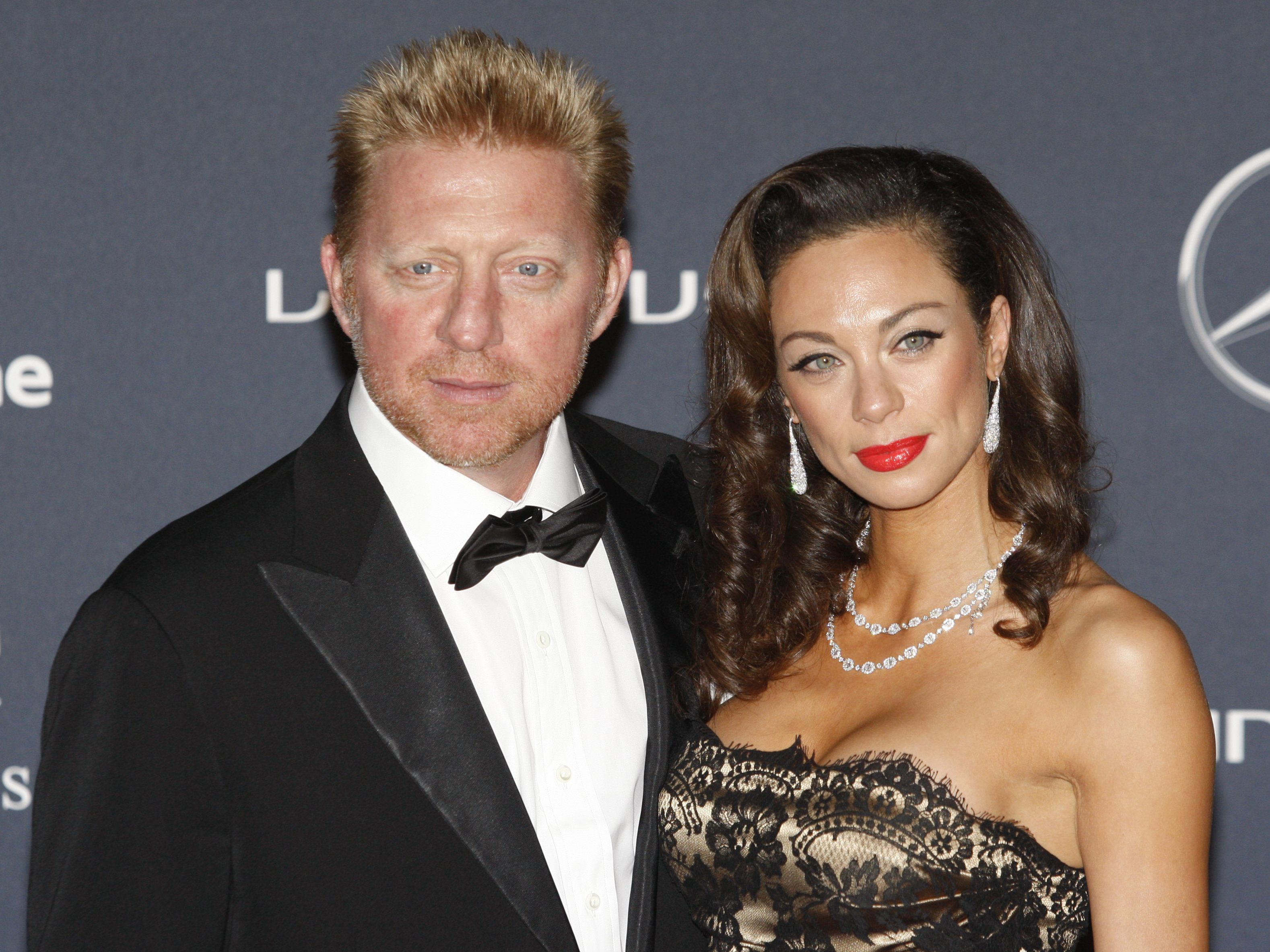 Ex-Frau Lilly hat eine Trophäe von Tennis-Legende Boris Becker ersteigert.