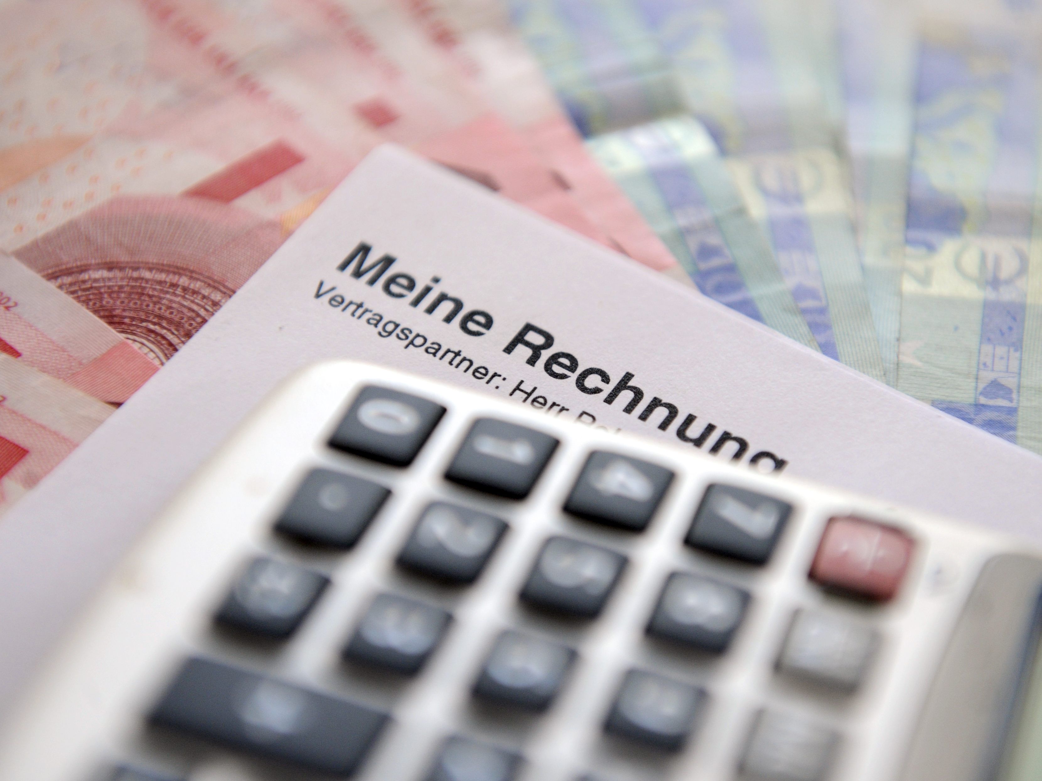 Miete und Ärzte werden erst nach der Internetrechnung bezahlt.