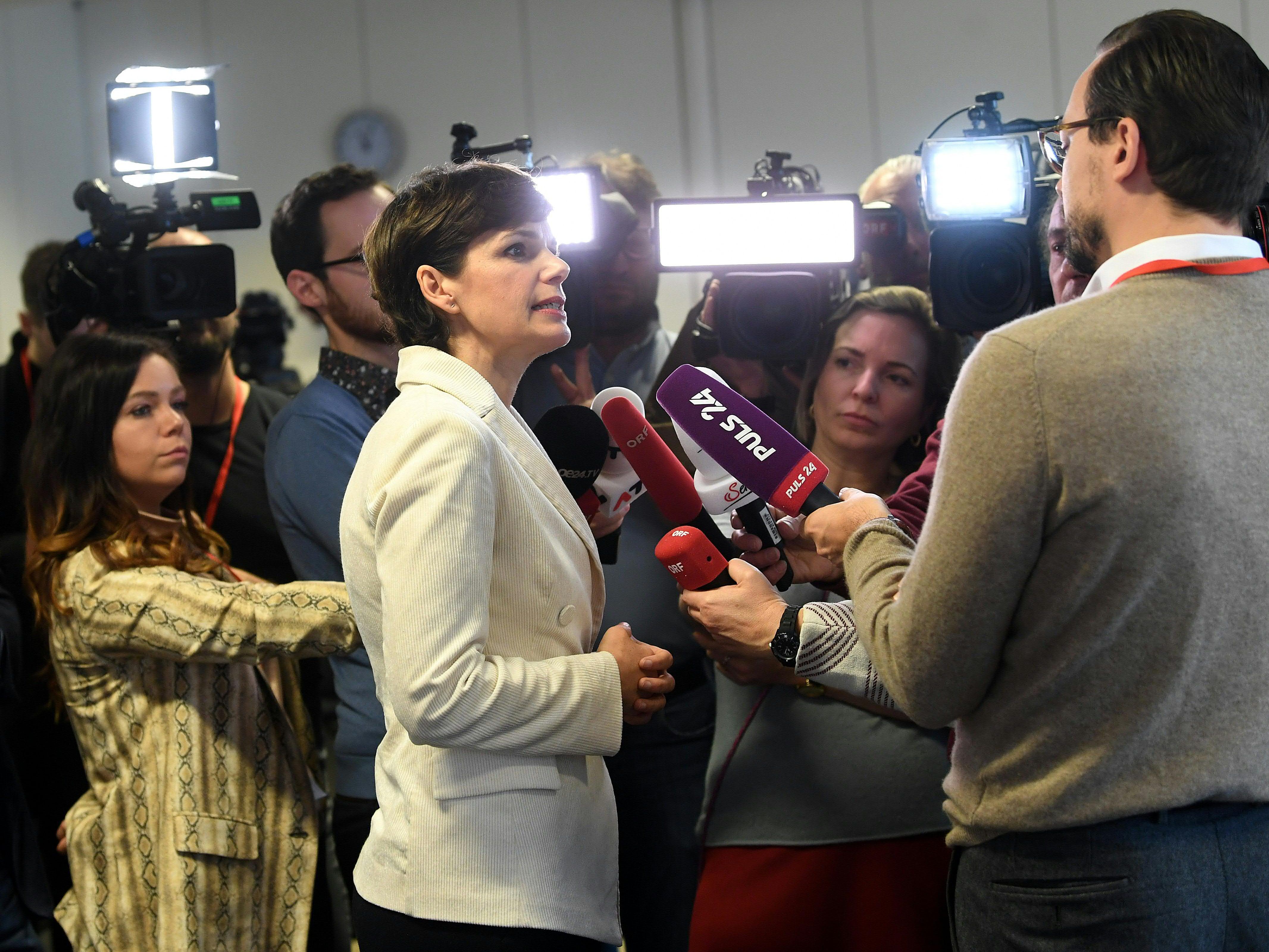 Rendi-Wagner bedauert die anstehenden Kündigungen.