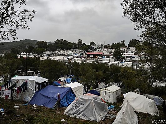 Zahl der Migranten auf griechischen Inseln überstieg erstmals 40.000