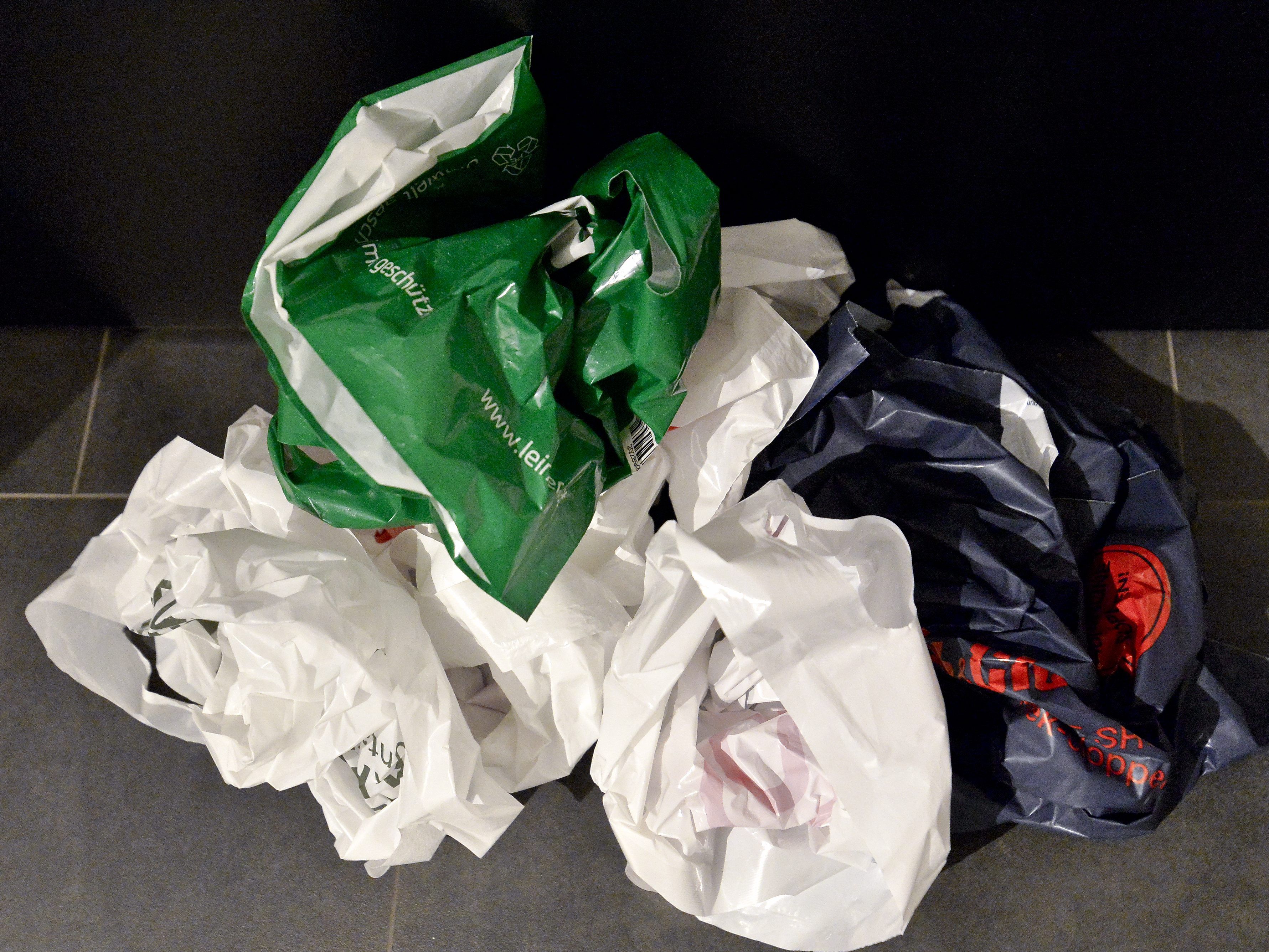 Mit 2020 werden Plastiksackerl verboten.