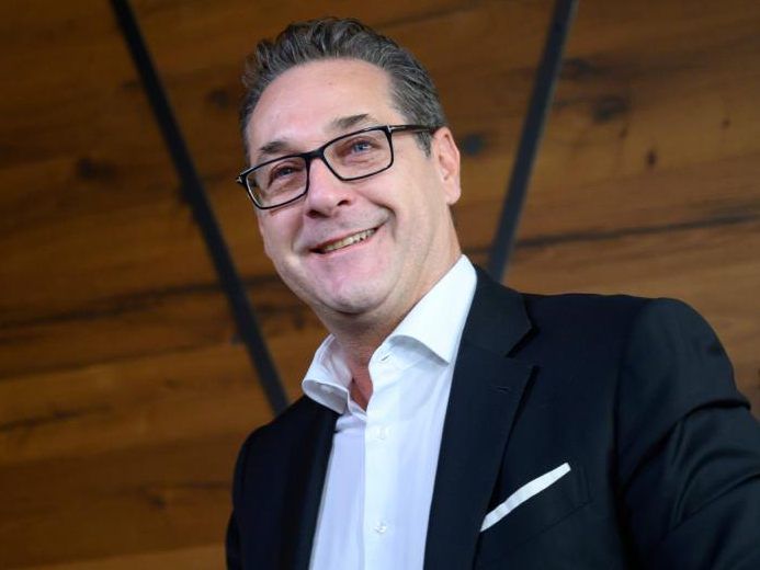 Wird er wieder Chef einer Partei?