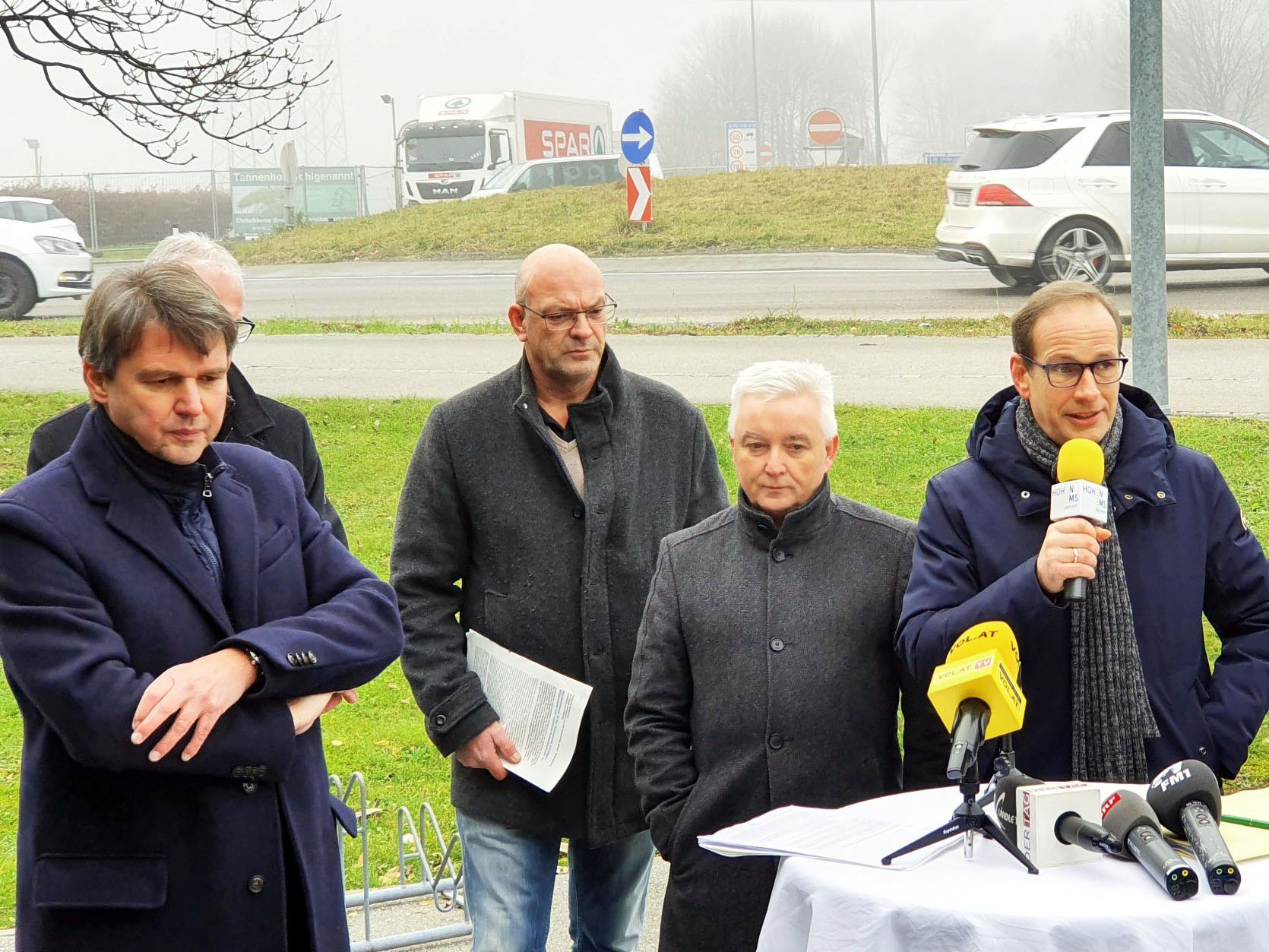 Bürgermeister Kurt Fischer (Lustenau), Bürgermeister Gottfried Brändle (Altach), Gemeindepräsident Roland Wälter (Diepoldsau), Bürgermeister Dieter Egger (Hohenems), Gemeindepräsident Rolf Huber (Oberriet)