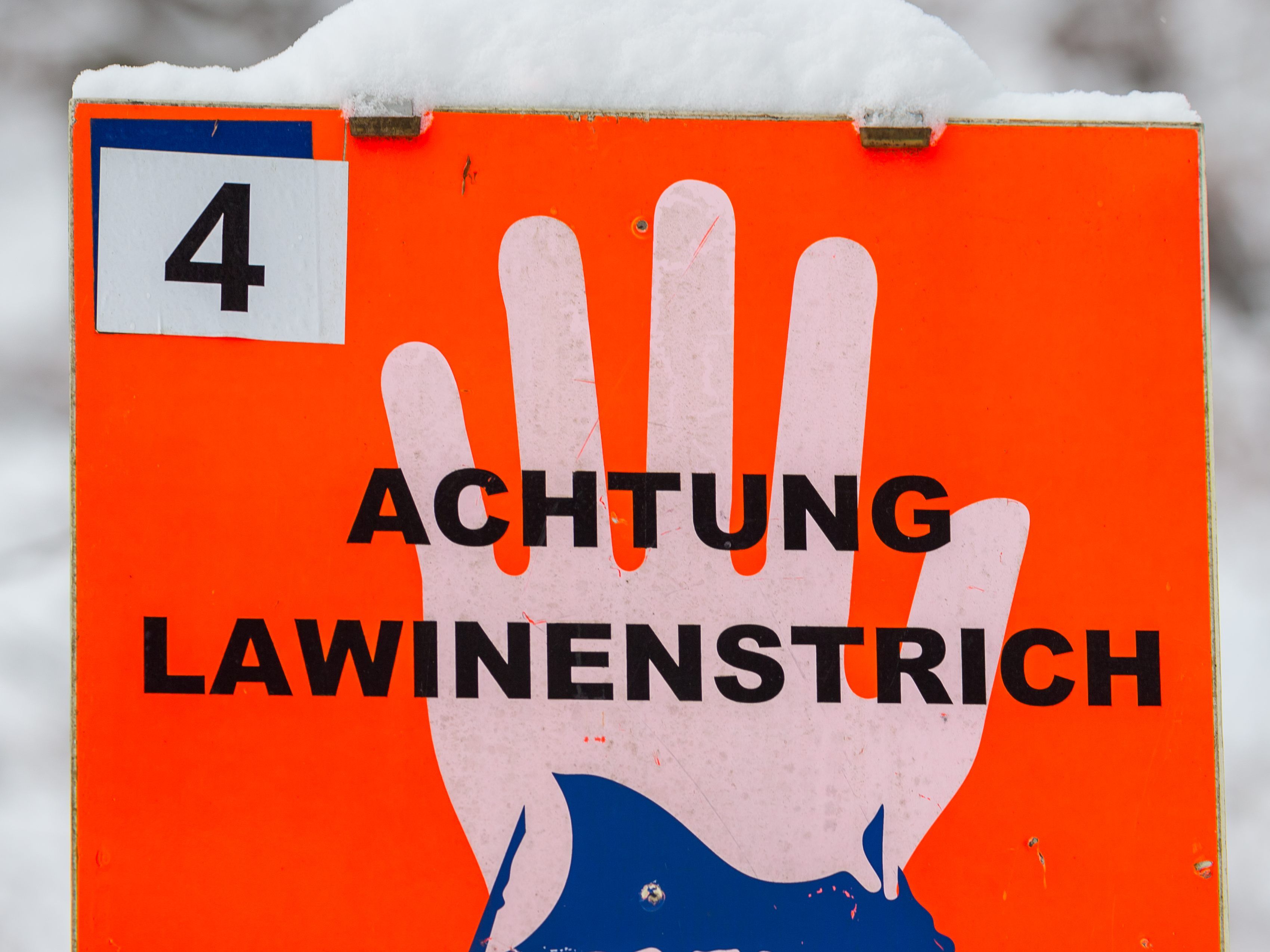Am Donnerstag kam es zu zwei Lawinenabgängen.
