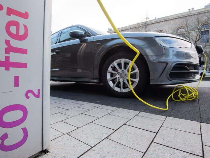 E-Pkw sind auf der Überholspur - Ist die Zeit der Benziner und Diesel vorbei?
