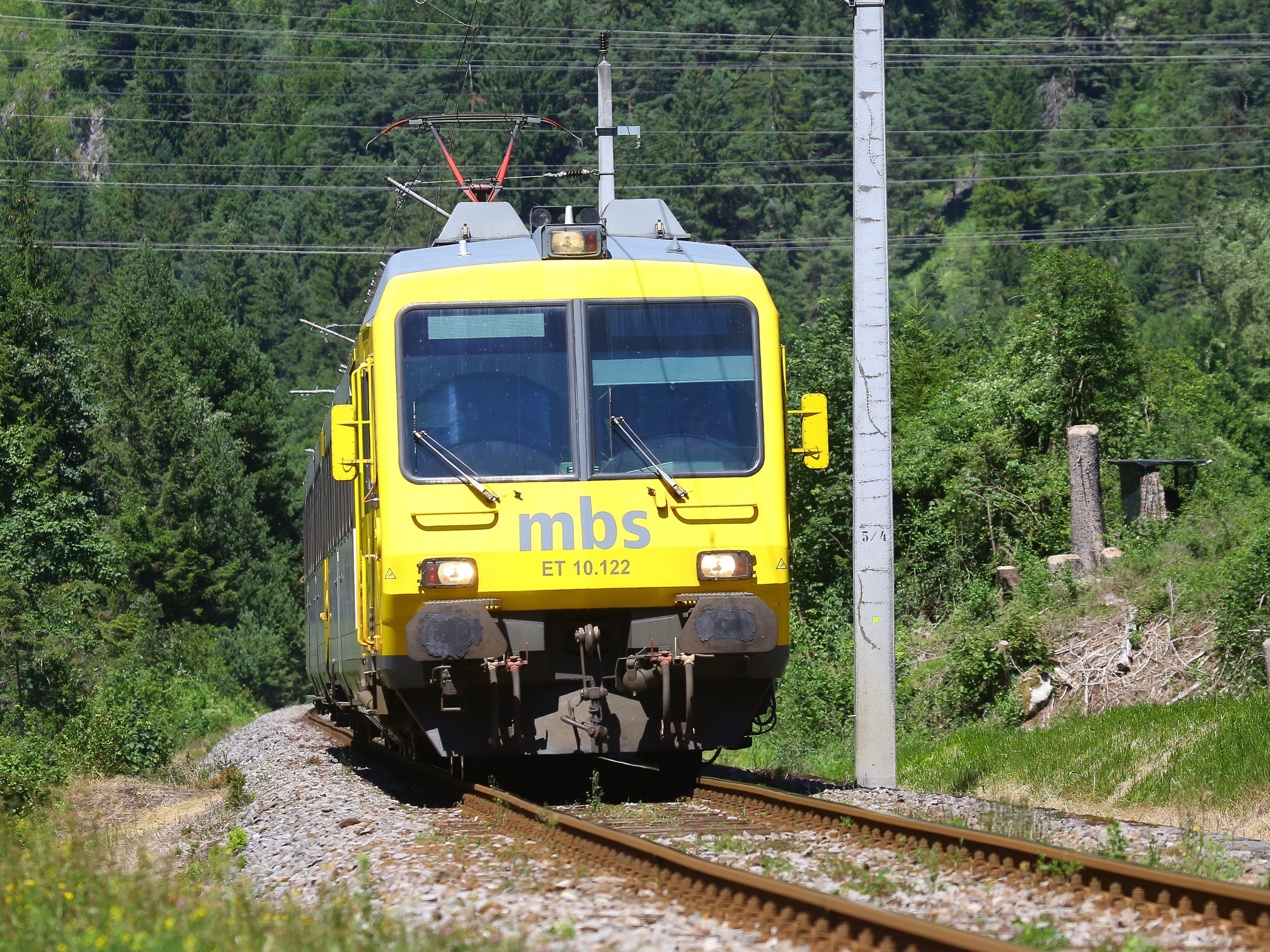 Mehrmals täglich wird die Montafonerbahn in Lorüns geblitzt.