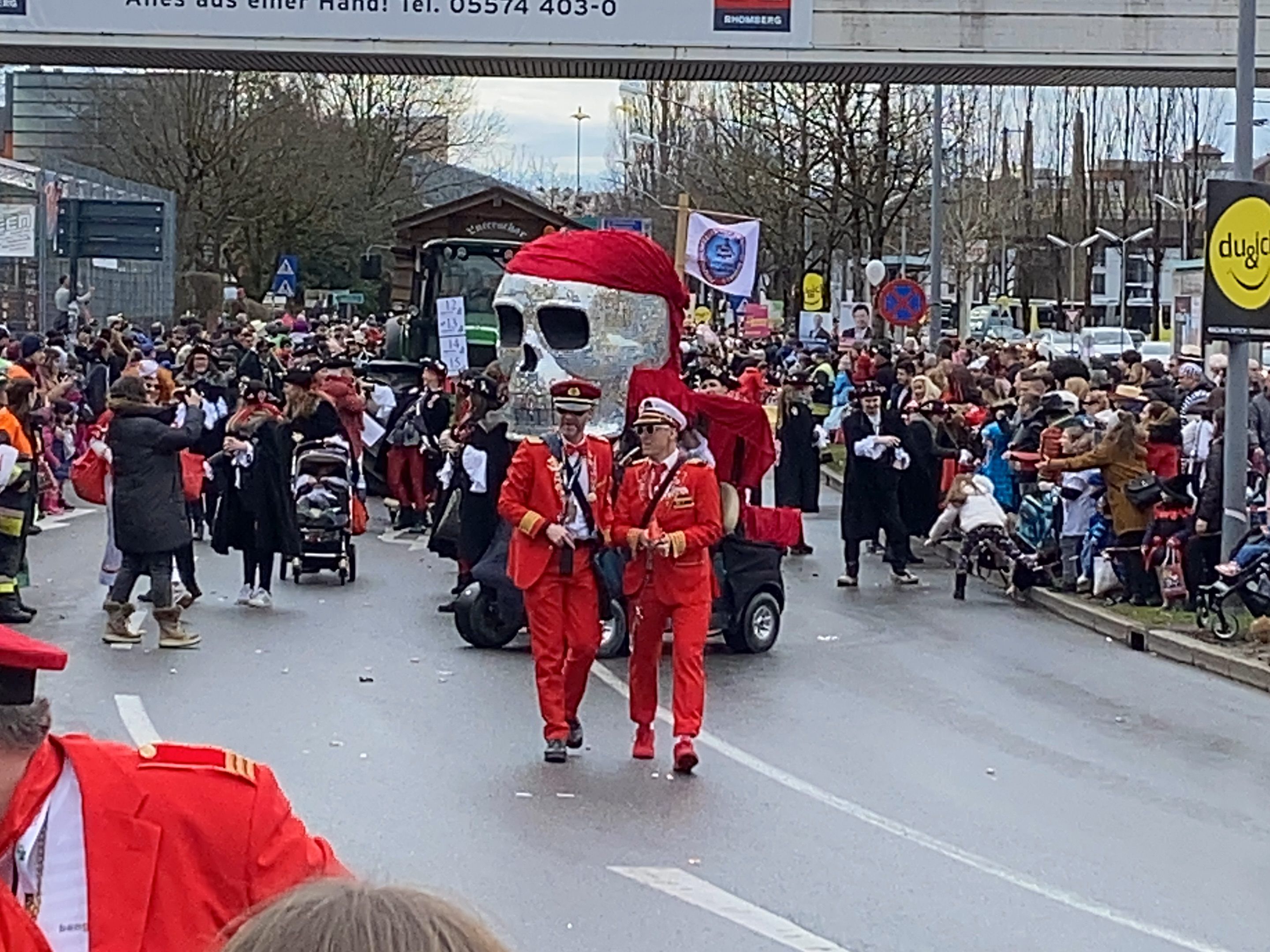 Tausende säumten die Straßen beim Faschingsumzug in Bregenz.