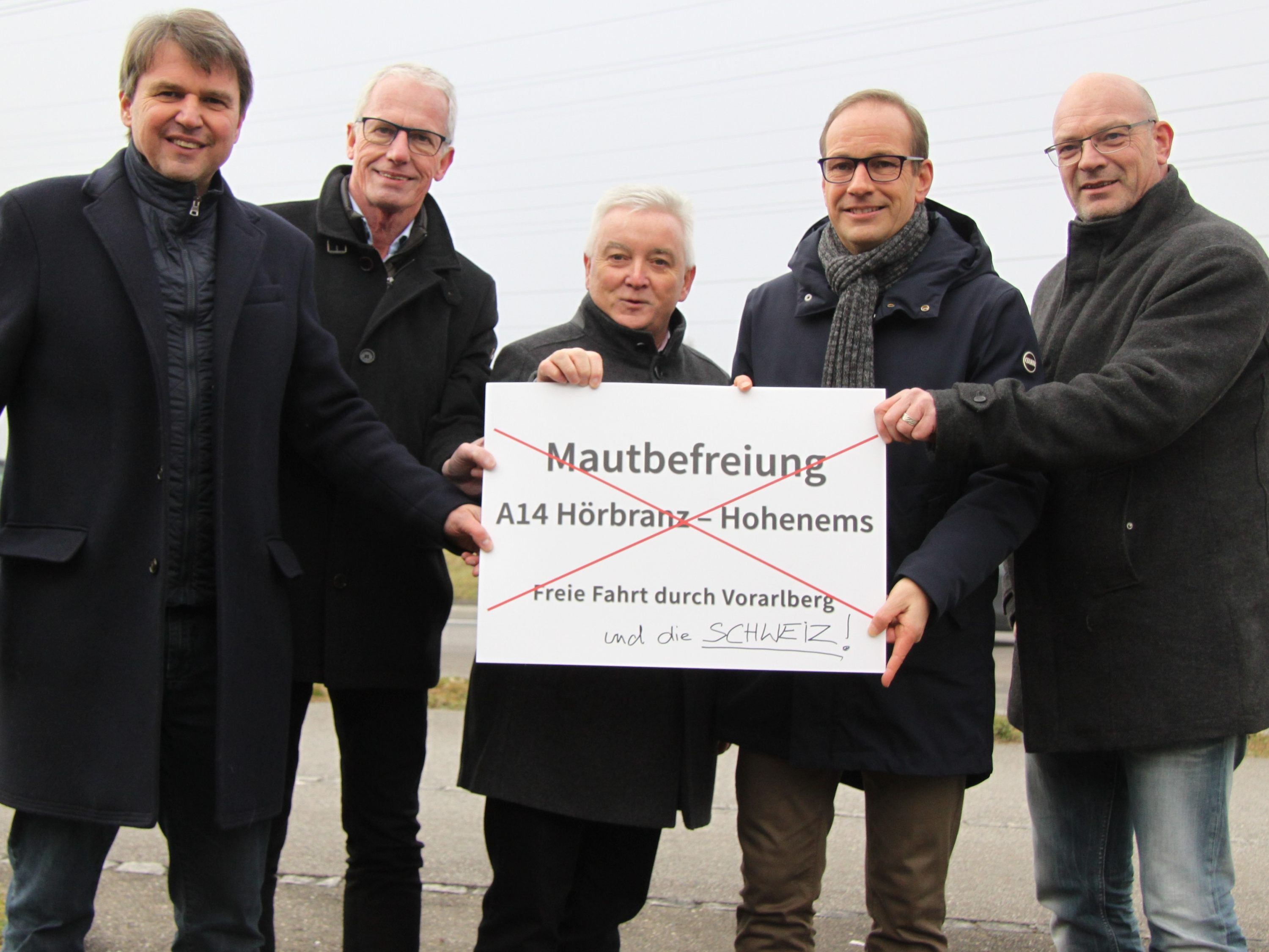 Die Bürgermeister der betroffenen Gemeinden machen seit Anfang Dezember 2019 gegen die Mautbefreiung auf der A14 mobil.