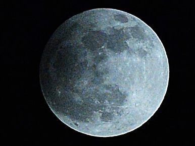 Der Mini-Mond befindet sich schon seit drei Jahren in der Umlaufbahn.