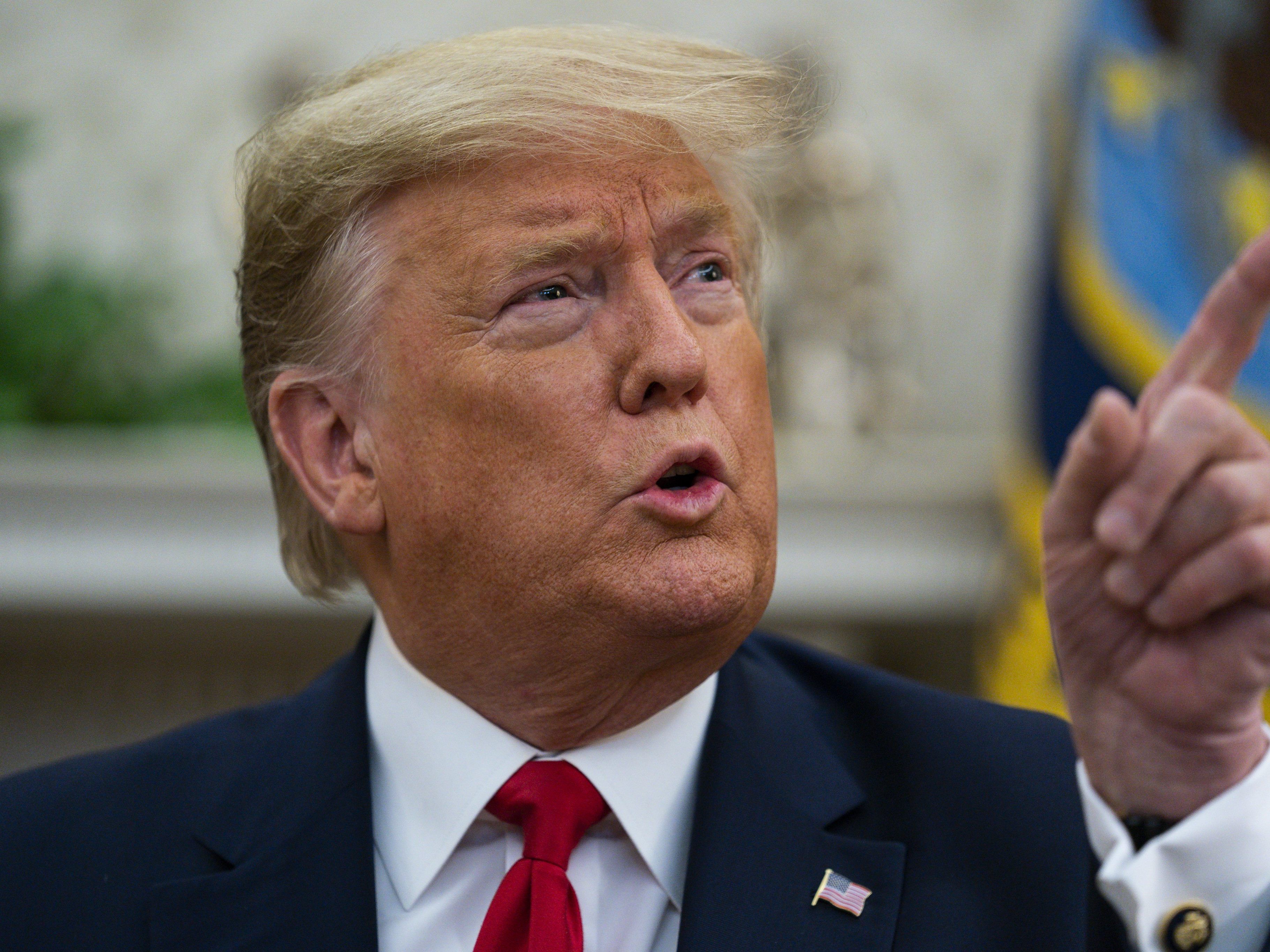 Trump bekommt doch noch seine Mauer.